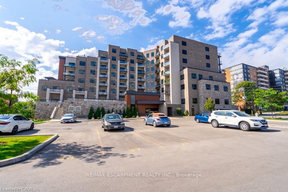 30 Hamilton Street S 213, Hamilton, ON L8B 1V8 photo 4