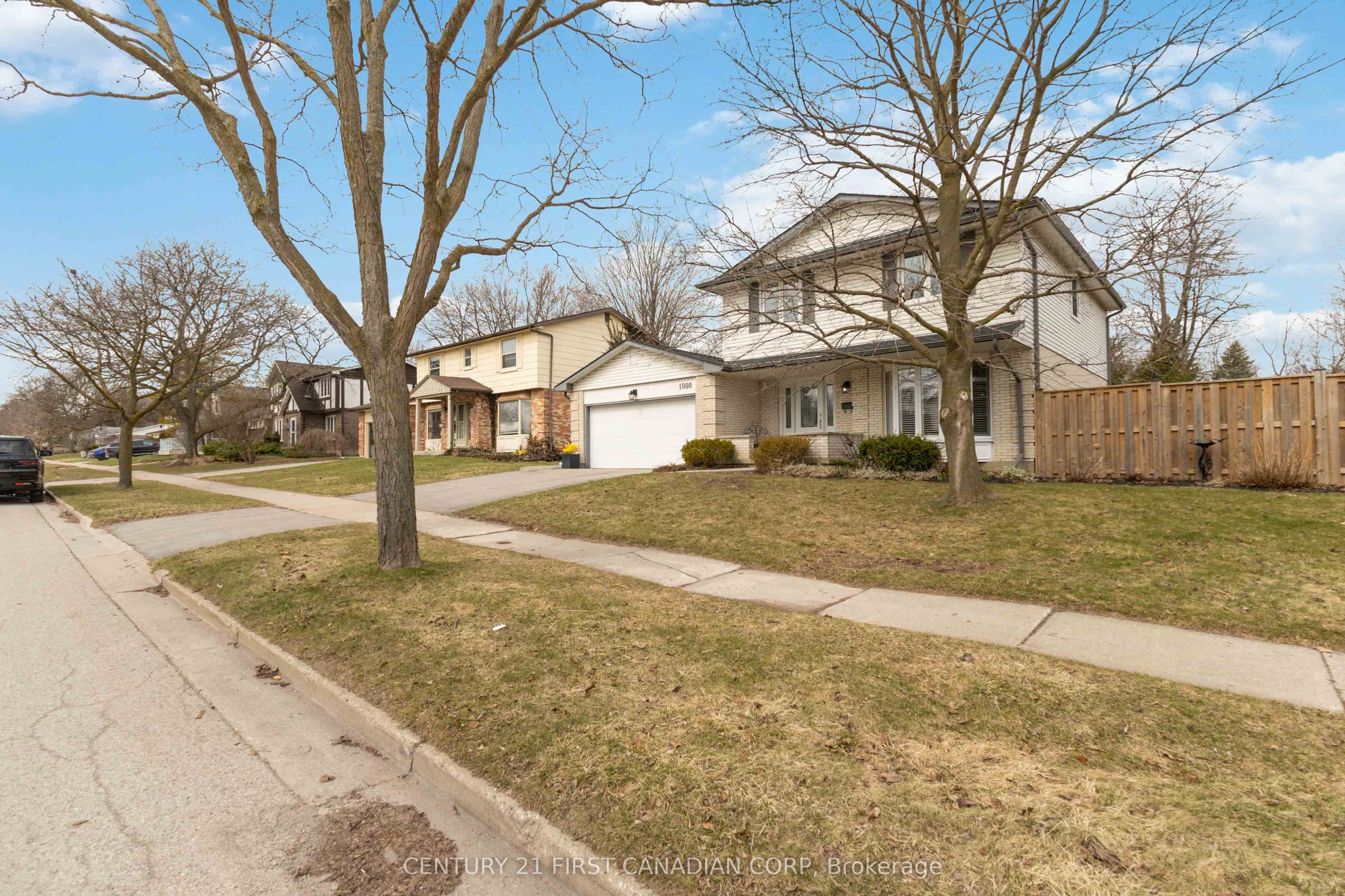 1080 Viscount Road, London South, ON N6K 1H8 photo 3