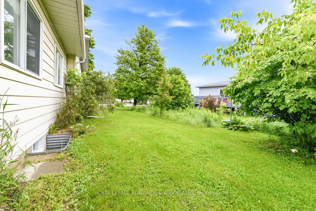 130 Town Line Road, Pembroke, ON K8A 2H1 photo 5
