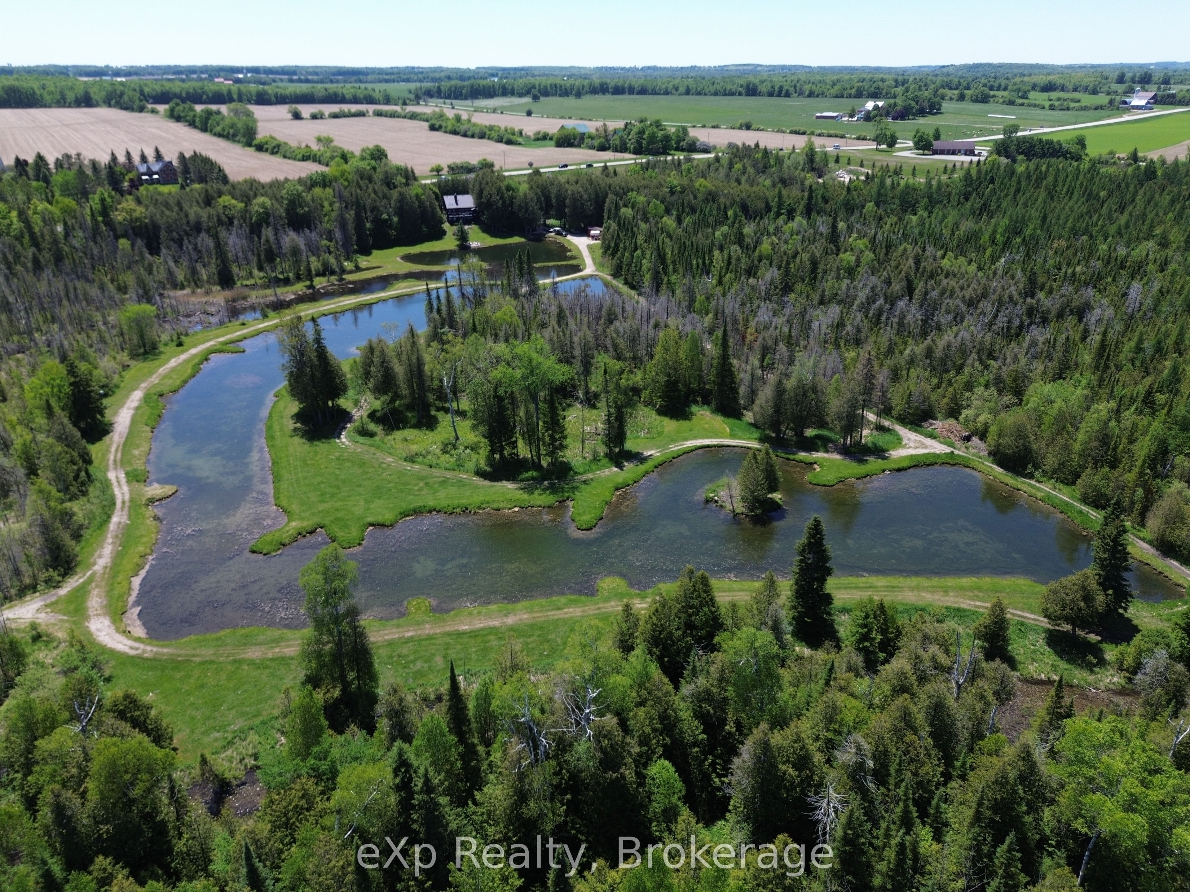 407047 Grey 4 Road, Grey Highlands, ON N0C 1E0 photo 2