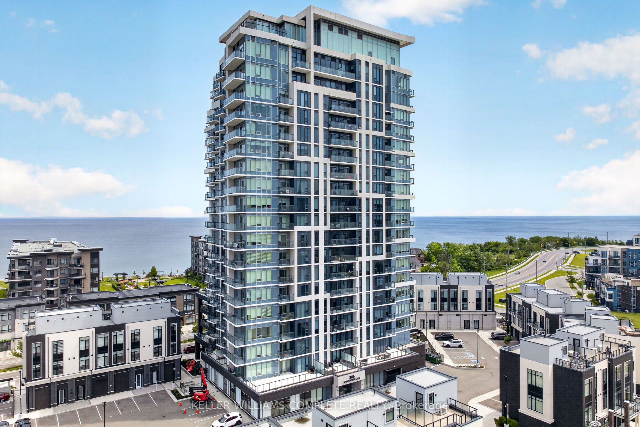 385 Winston Road Unit 501, Grimsby, ON L3M 4E8