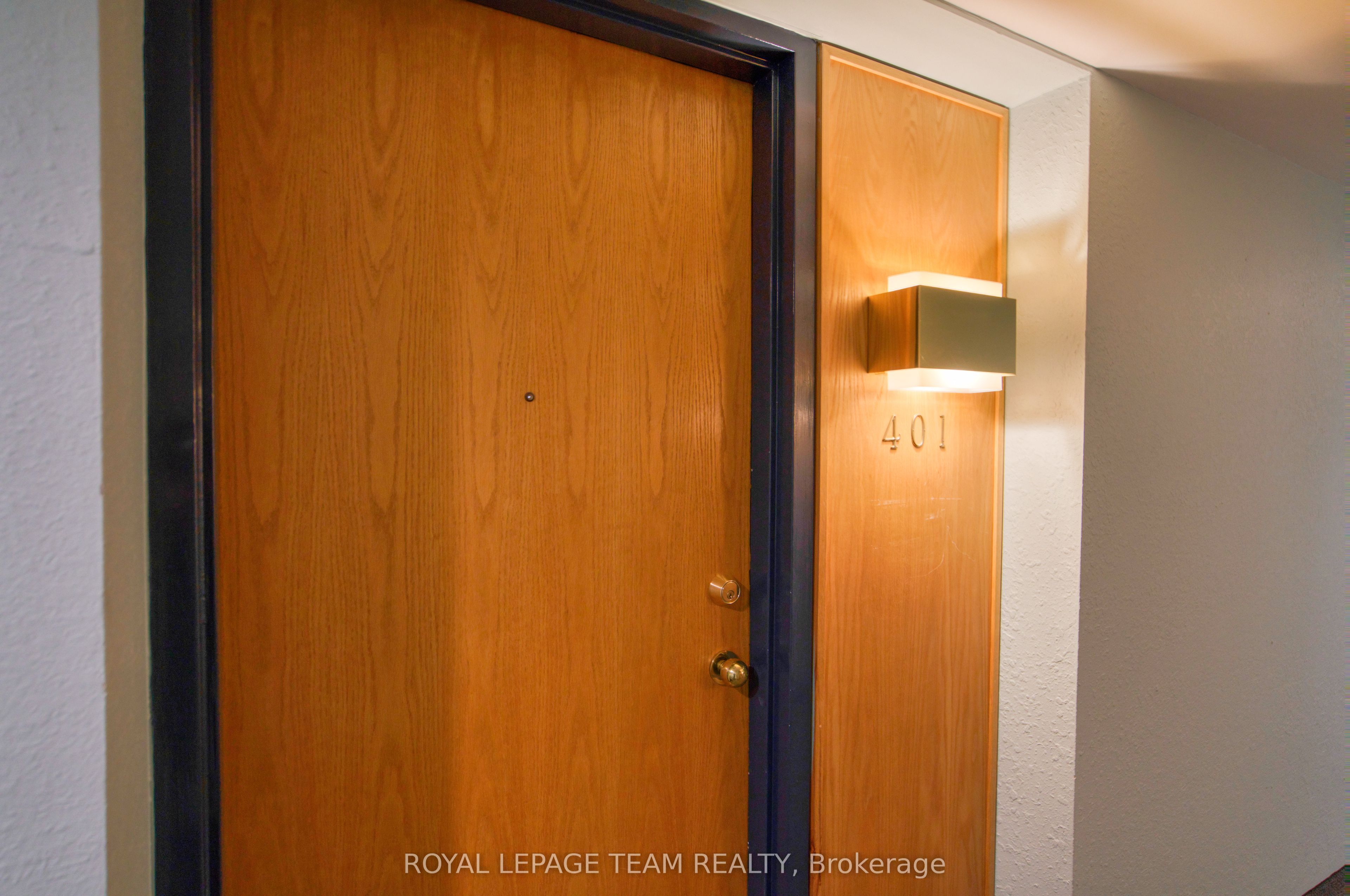 960 Teron Road 401, Kanata, ON K2K 2B6 photo 3