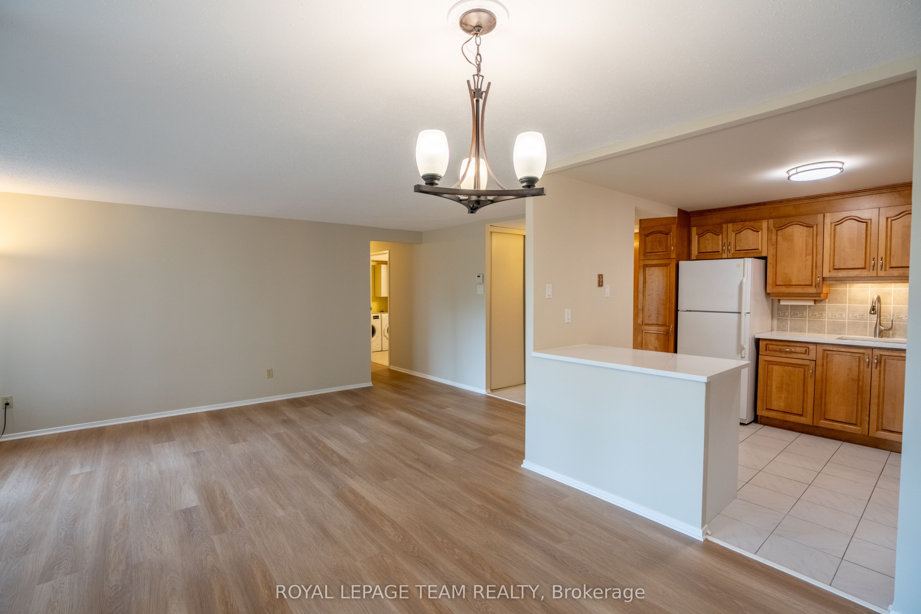 960 Teron Road 401, Kanata, ON K2K 2B6 photo 4