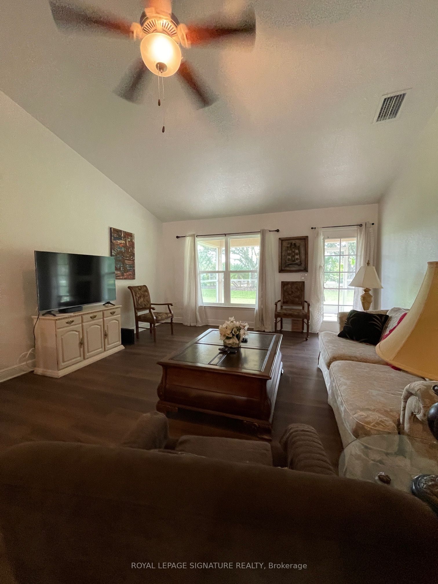 362 Salvador Drive, Florida  Usa 33983