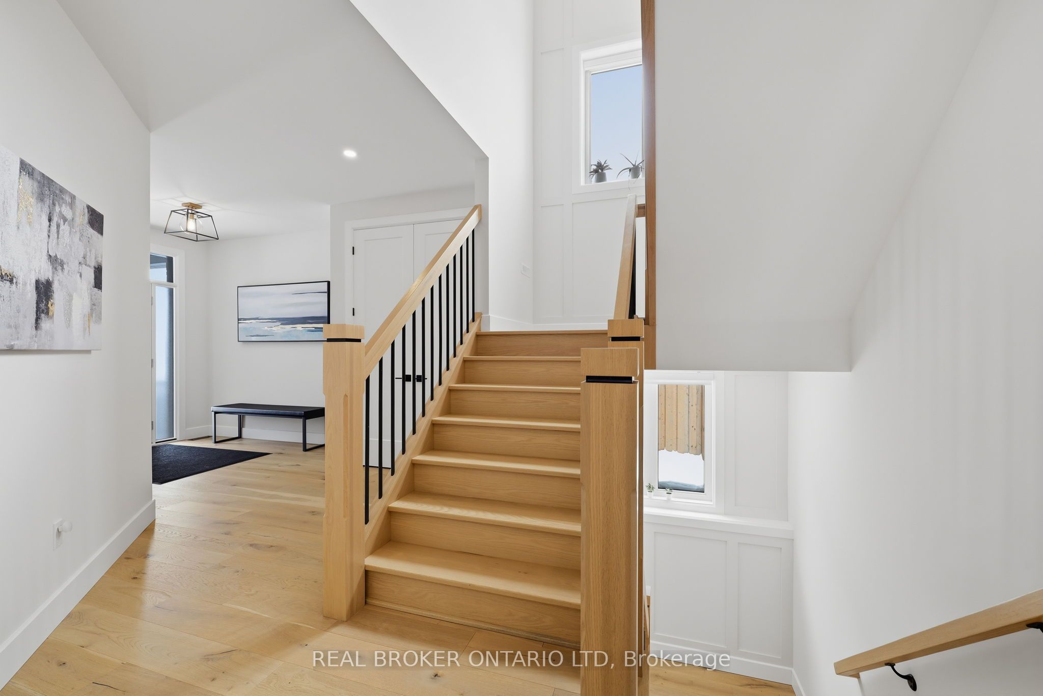 1600 Medway Park Drive, London North, ON N6G 3W1 photo 4