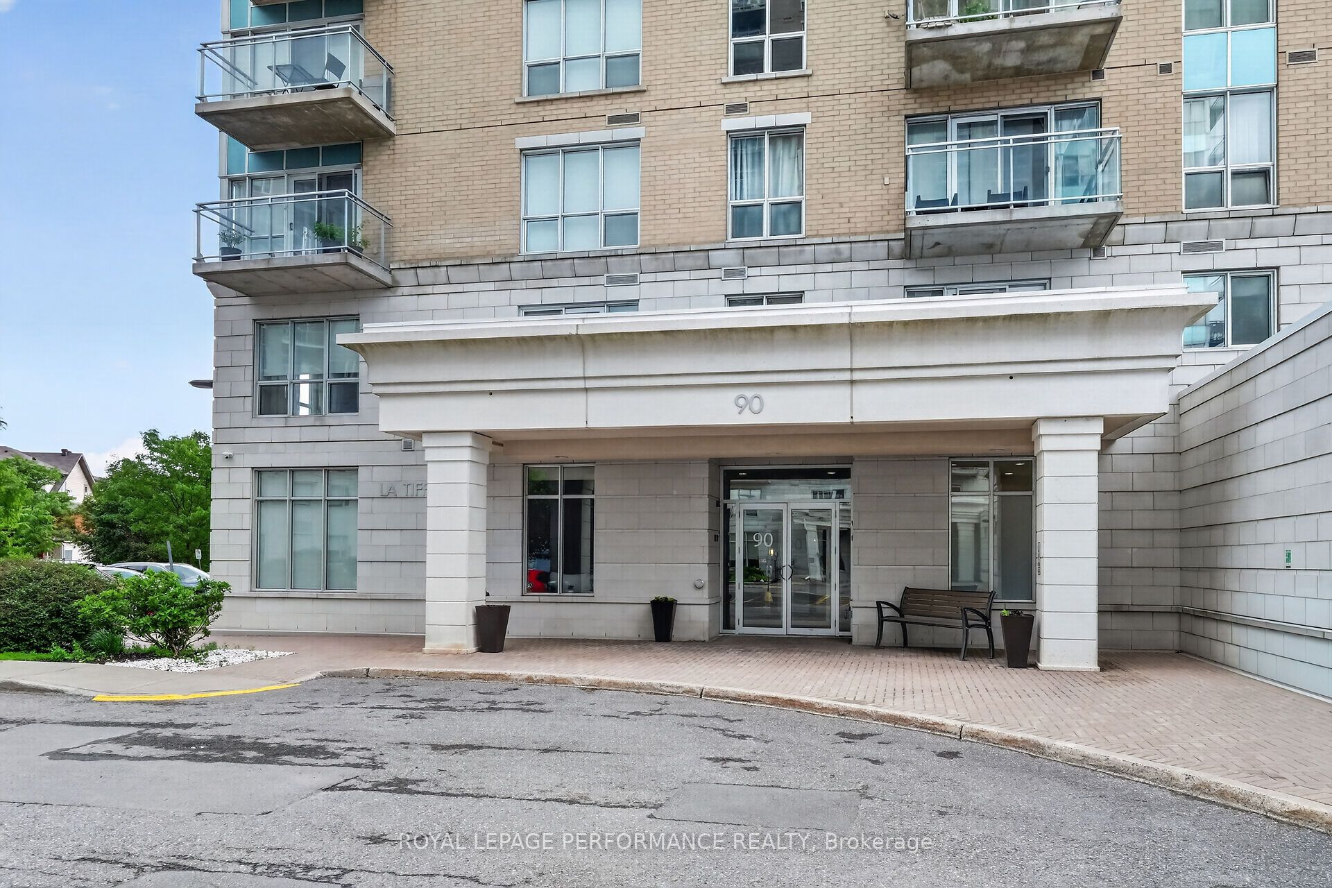 90 Landry Street 907, Vanier and Kingsview Park, ON K1L 0A9 photo 5