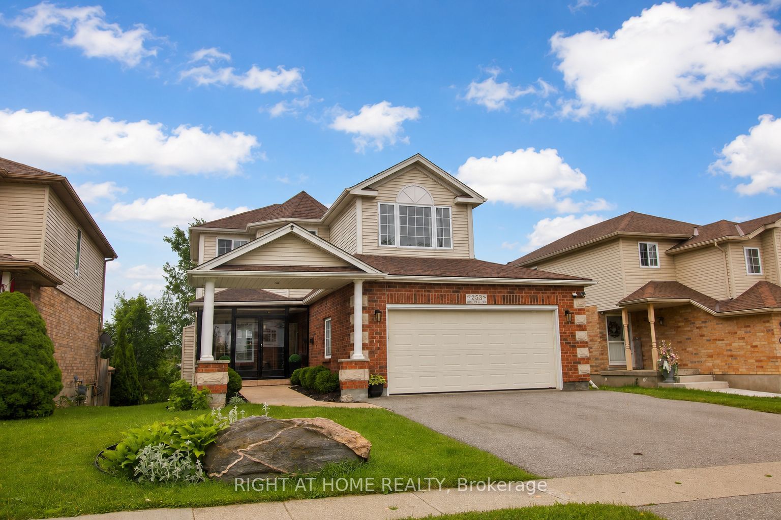 253 Schneller Drive, Wilmot, ON N3A 2K9 photo 2