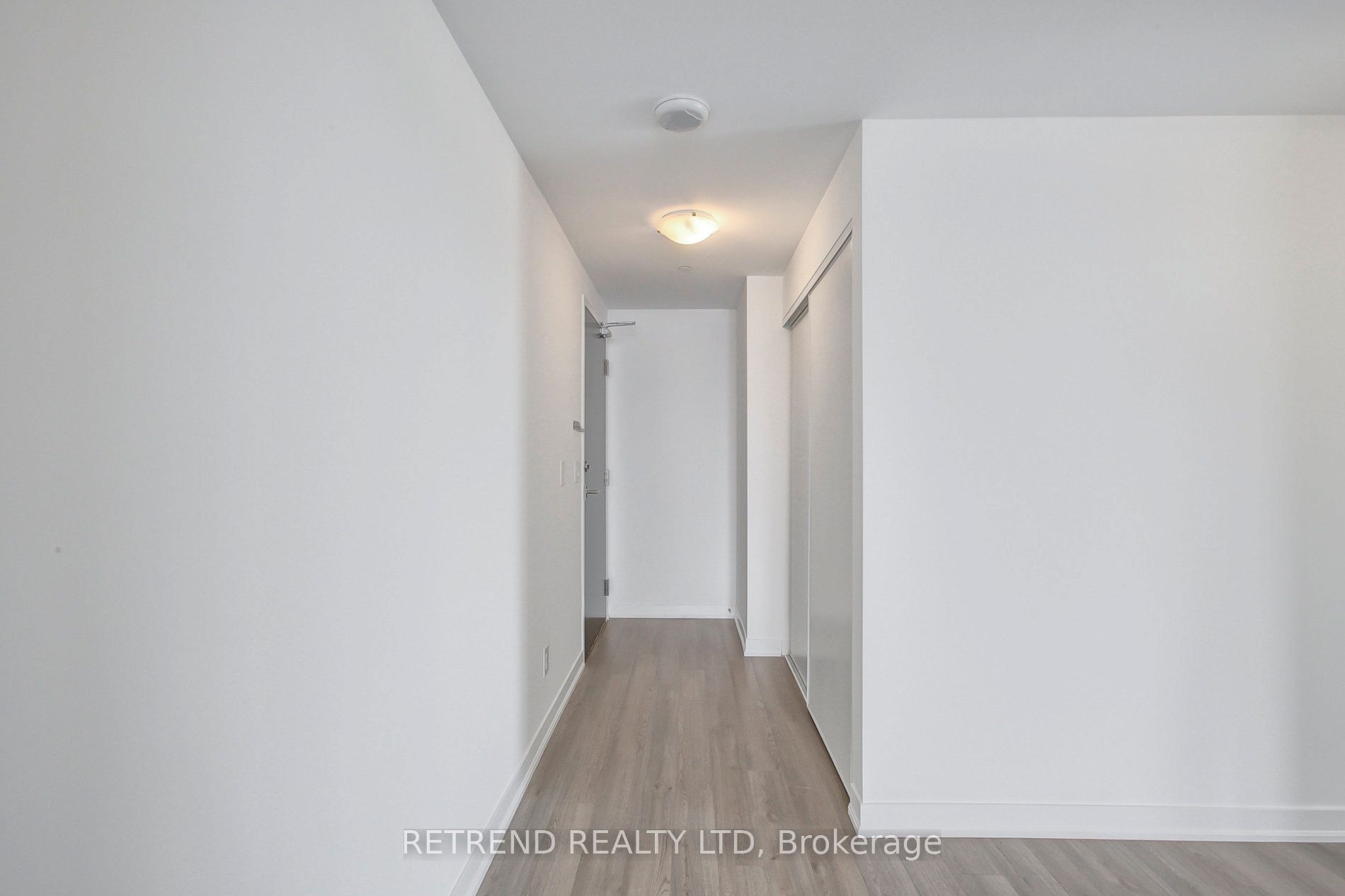 85 Duke Street W 1504, Kitchener, ON N2H 0B7 photo 3