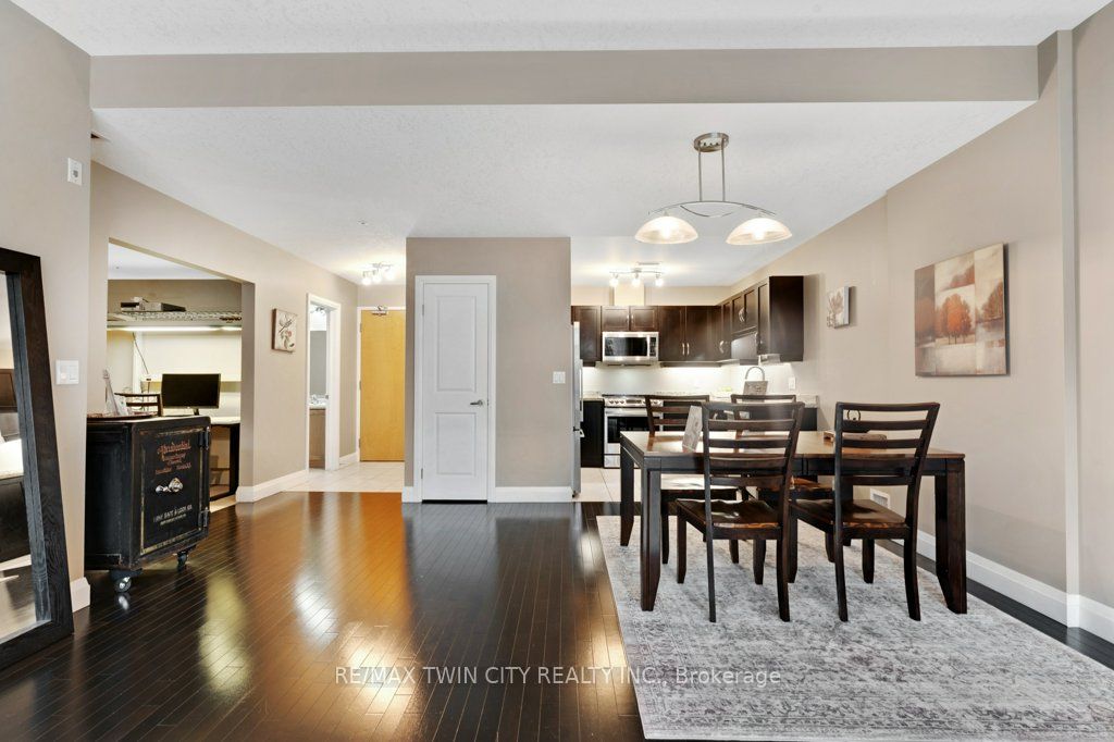 165 Duke Street E 105, Kitchener, ON N2H 6T8 photo 5