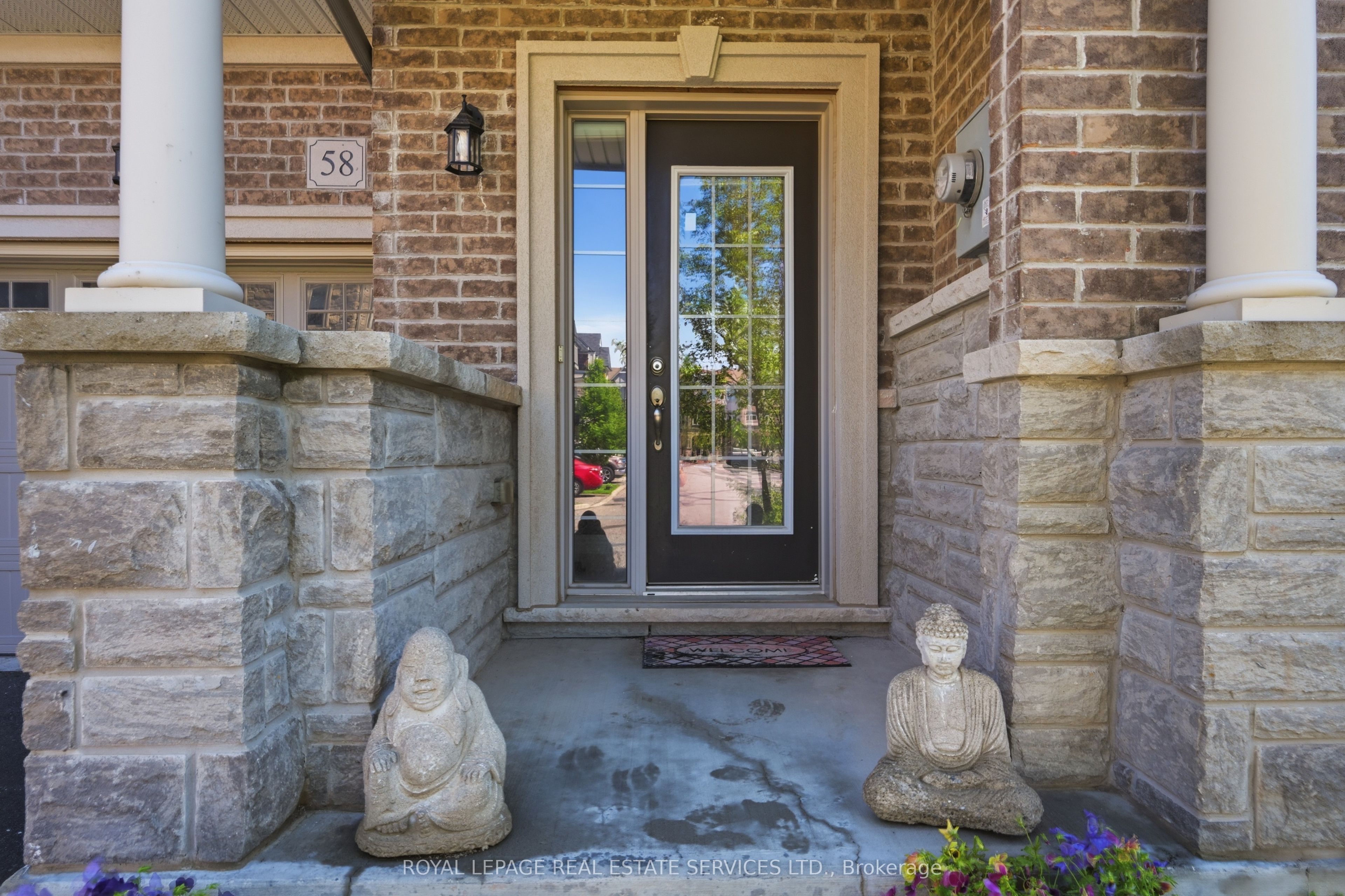58 Borers Creek Circle, Hamilton, ON L8B 1W3 photo 3