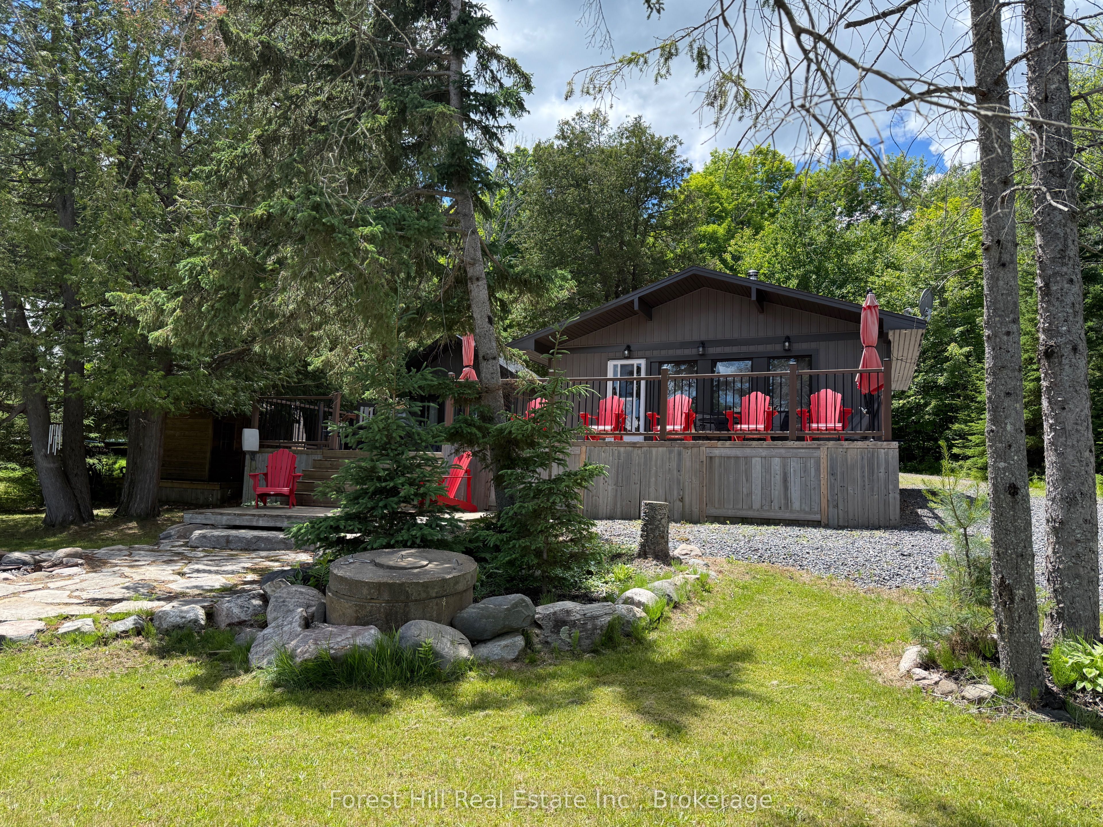 635 Limberlost Point Road, Parry Sound Remote Area, ON P0H 2R0