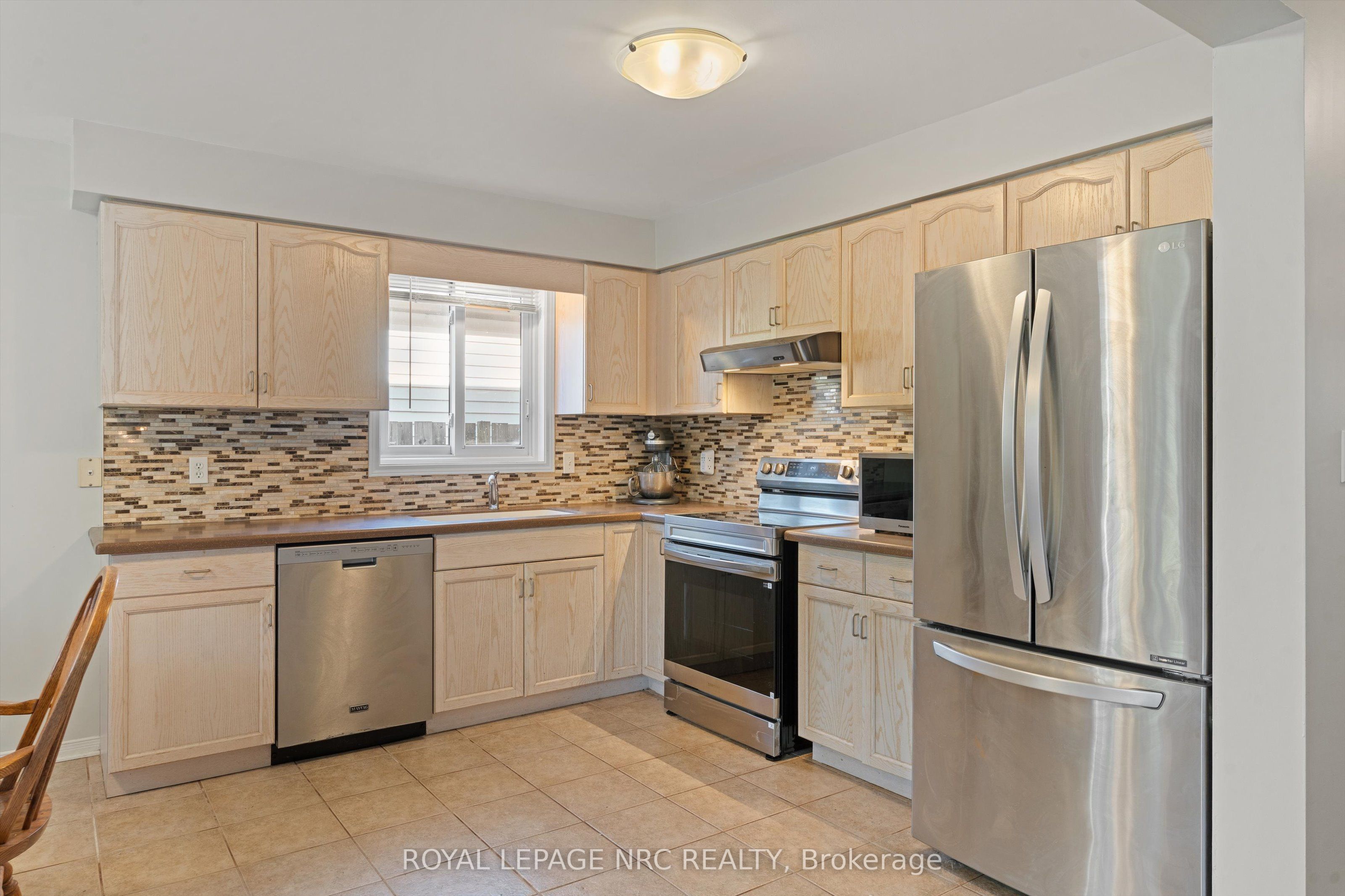 7722 Yvette Crescent, Niagara Falls, ON L2H 3B6 photo 5