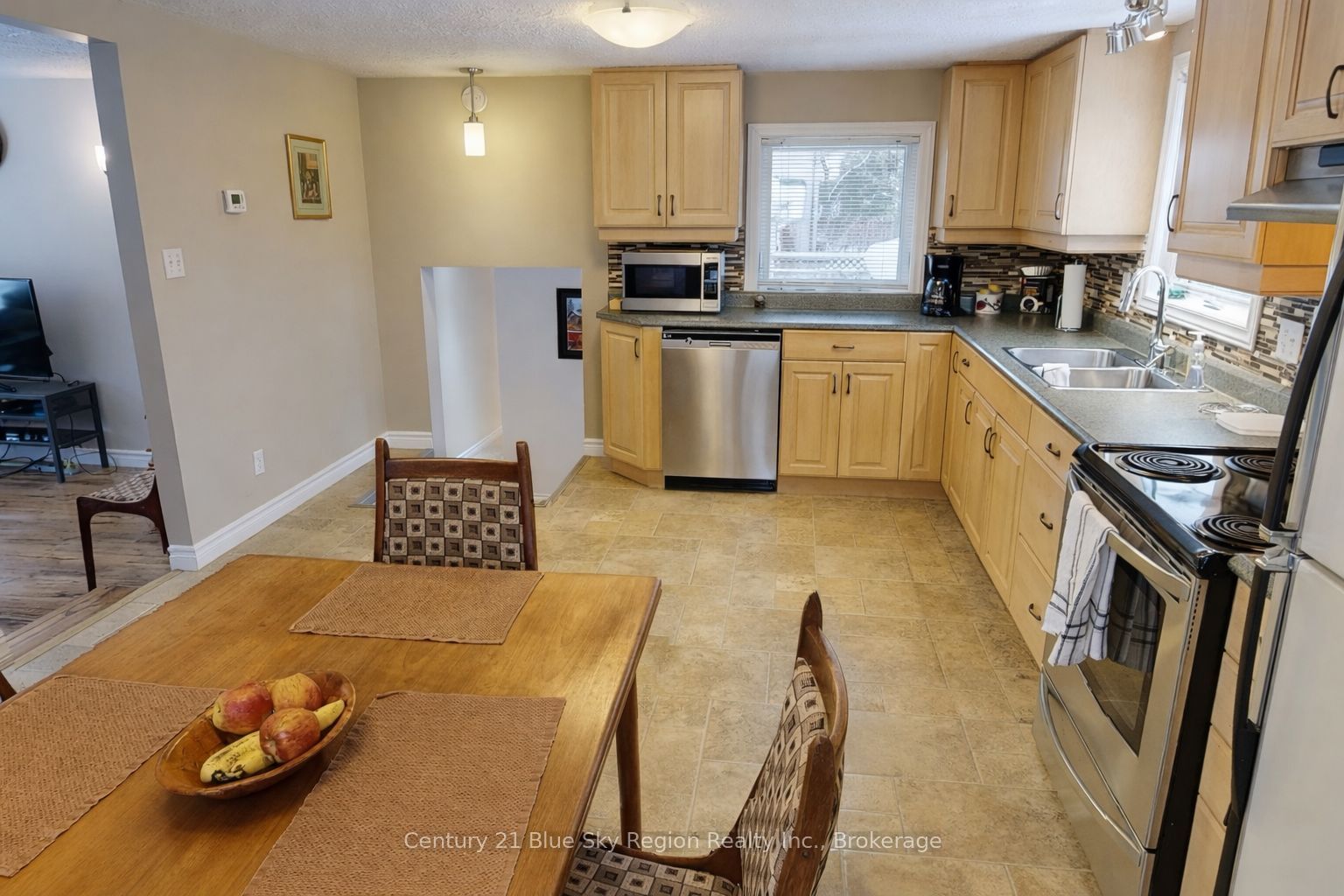 36 Nichols Street, Callander, ON P0H 1H0 photo 5