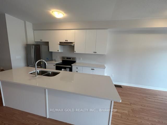 585 Colborne Street 1010, Brantford, ON N3S 3M7 photo 4
