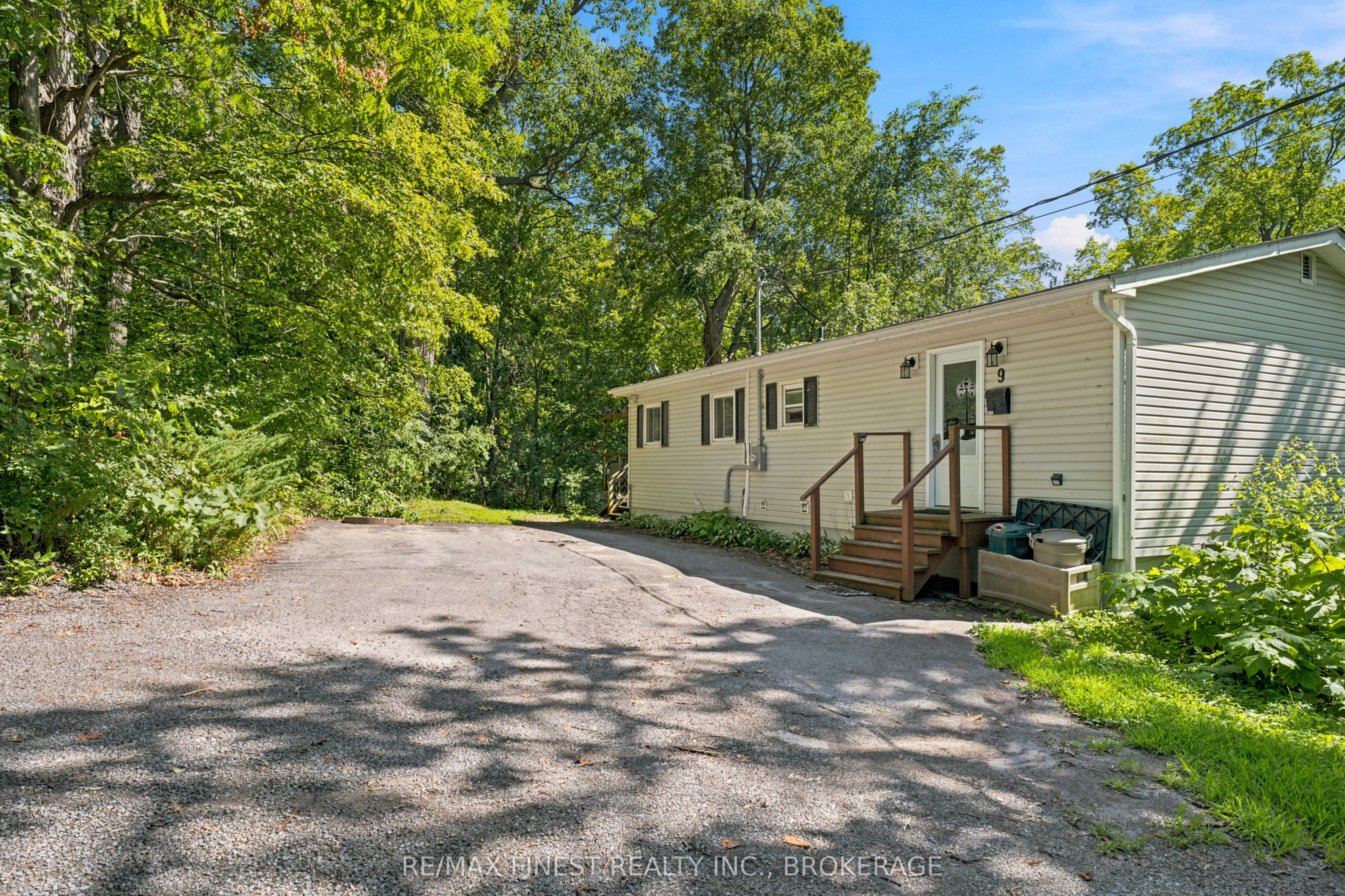 9 Mallard Lane, Kingston, ON K7K 5E2 photo 2