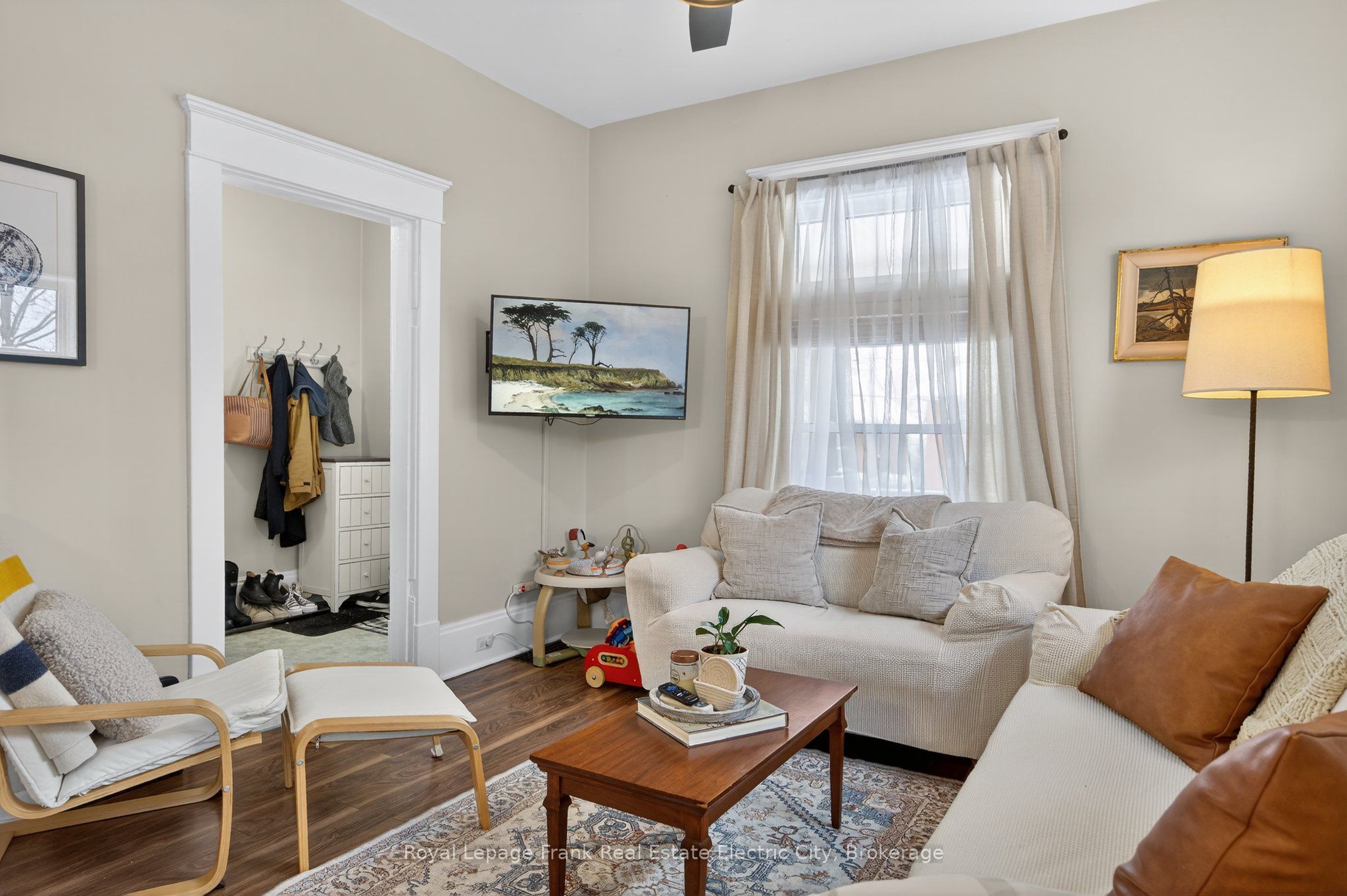647 Bethune Street, Peterborough, ON K9H 4A2 photo 5