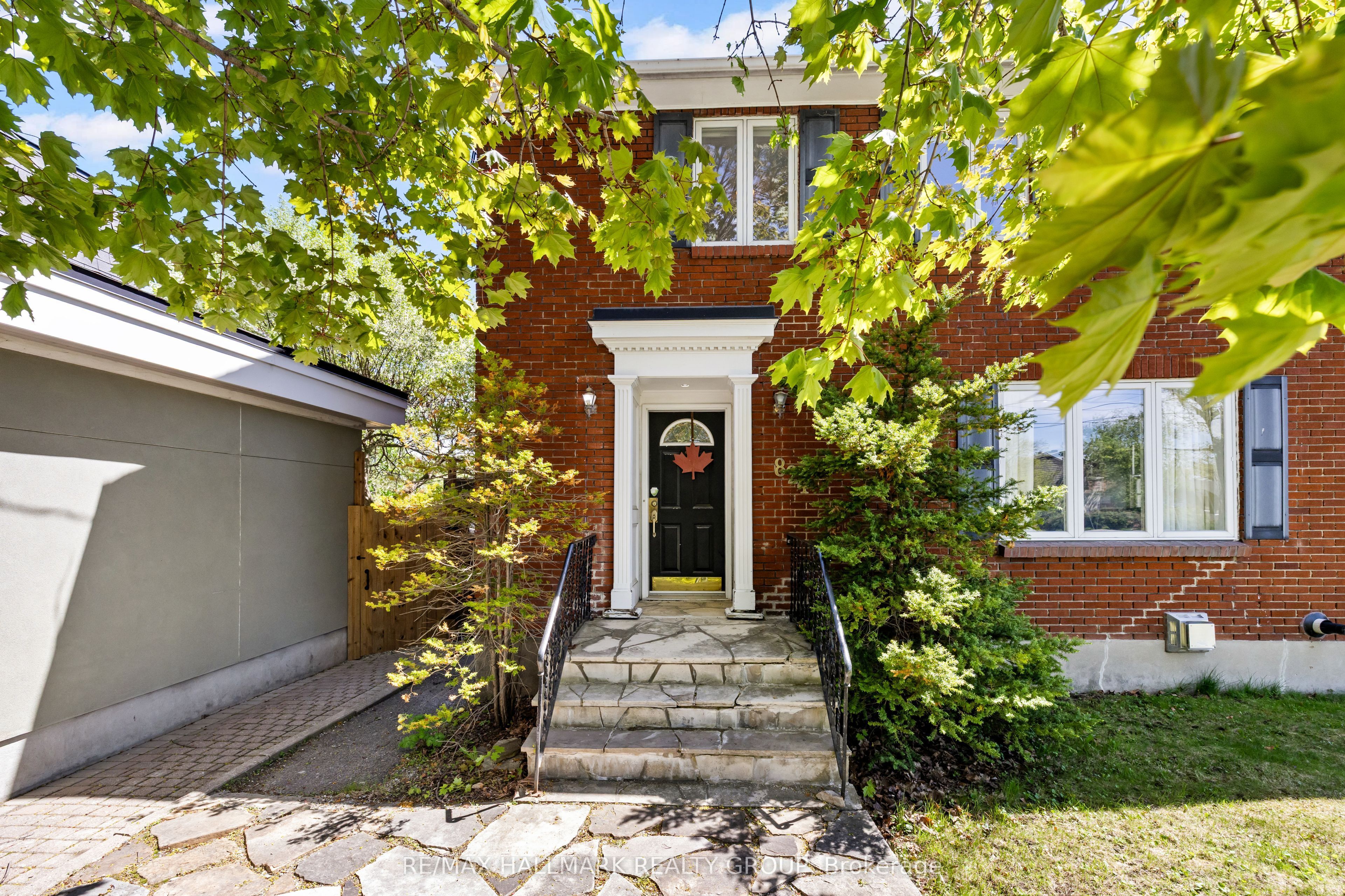824 Byron Avenue, Carlingwood - Westboro and Area, ON K2A 0H7 photo 3