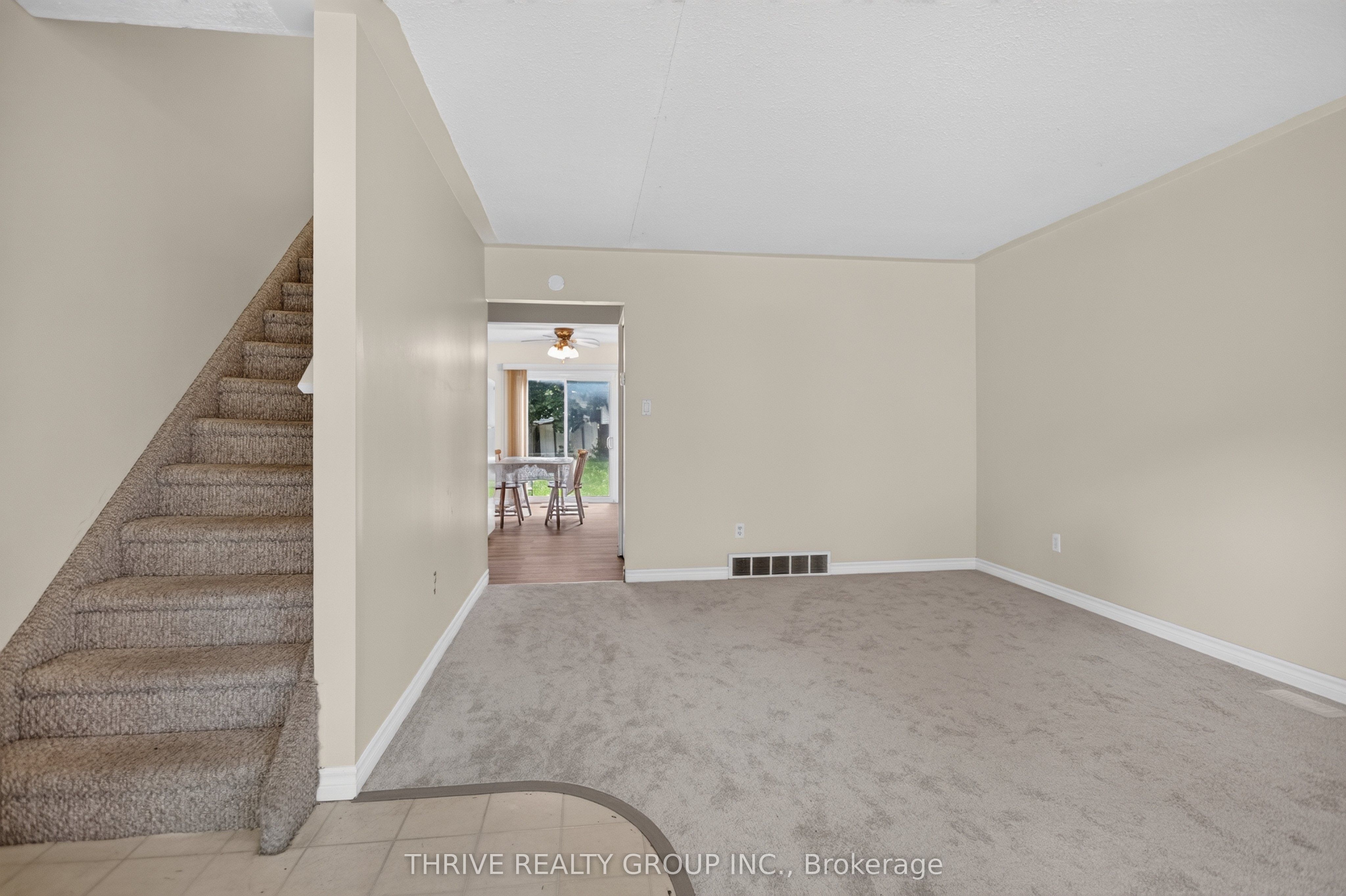 1762 Aldersbrook Road, London North, ON N6G 3E4 photo 4