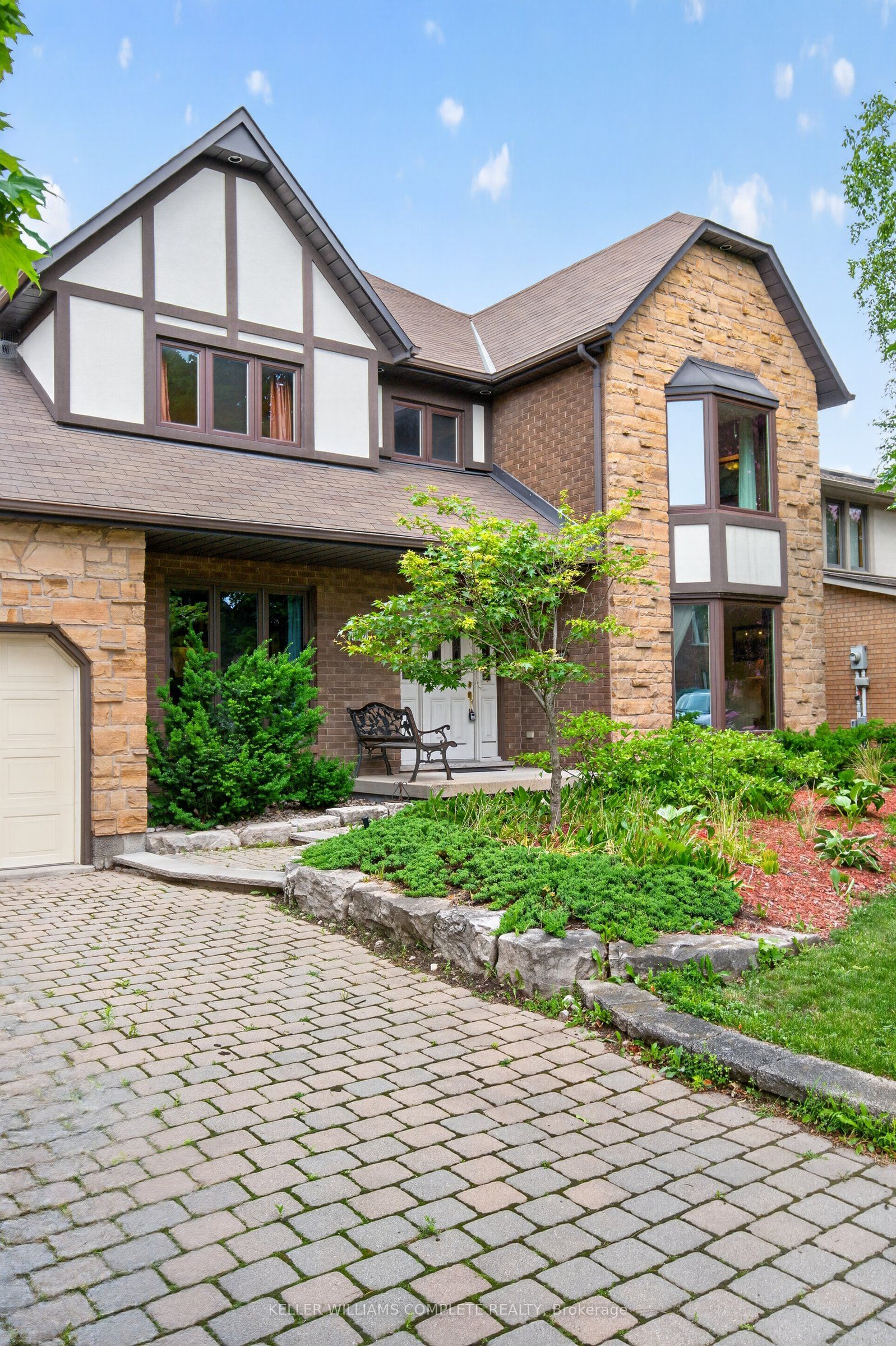 20 Tamwood Court, Hamilton, ON L8J 2L2 photo 3