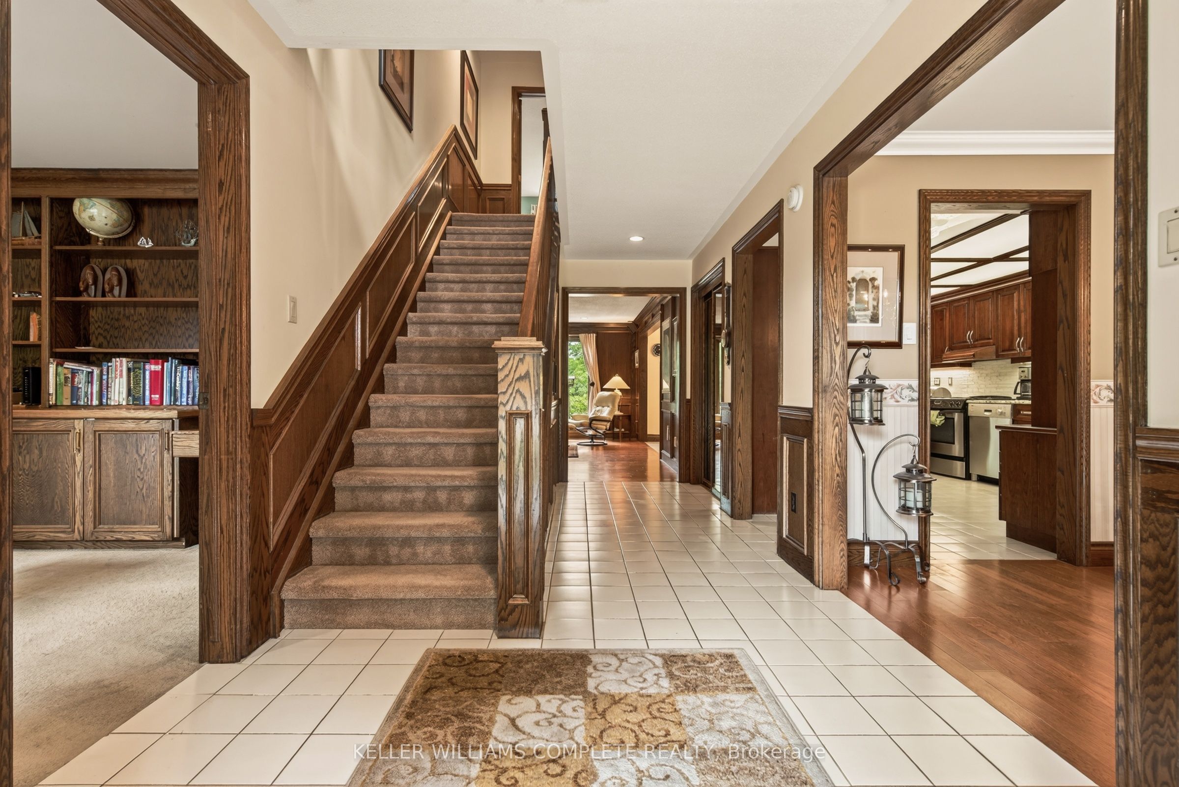 20 Tamwood Court, Hamilton, ON L8J 2L2 photo 4