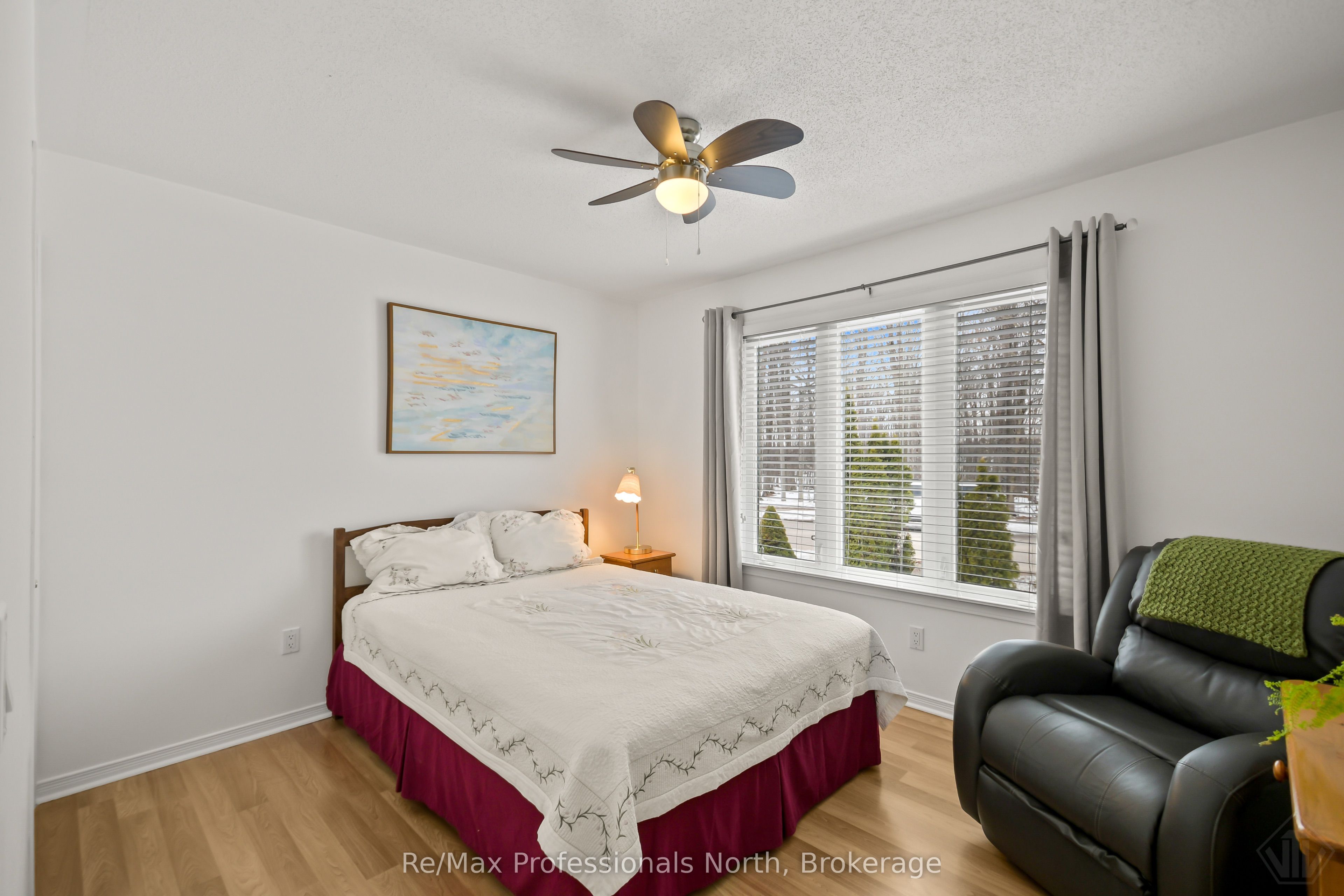 102 PINERIDGE Gate, Gravenhurst, ON P1P 1Z2 photo 4