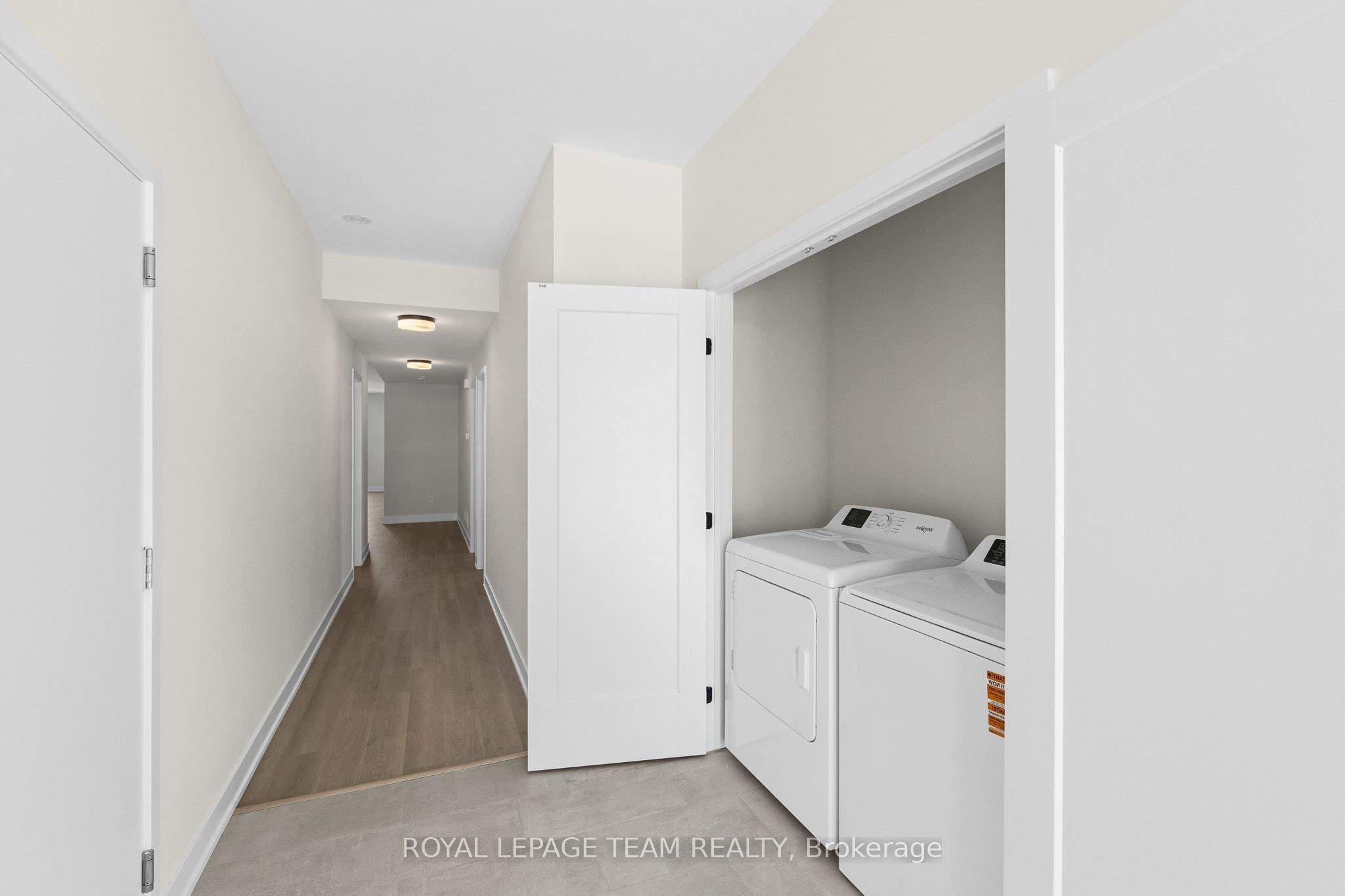 1136 Moore Street 2, Brockville, ON K6V 0H2 photo 4
