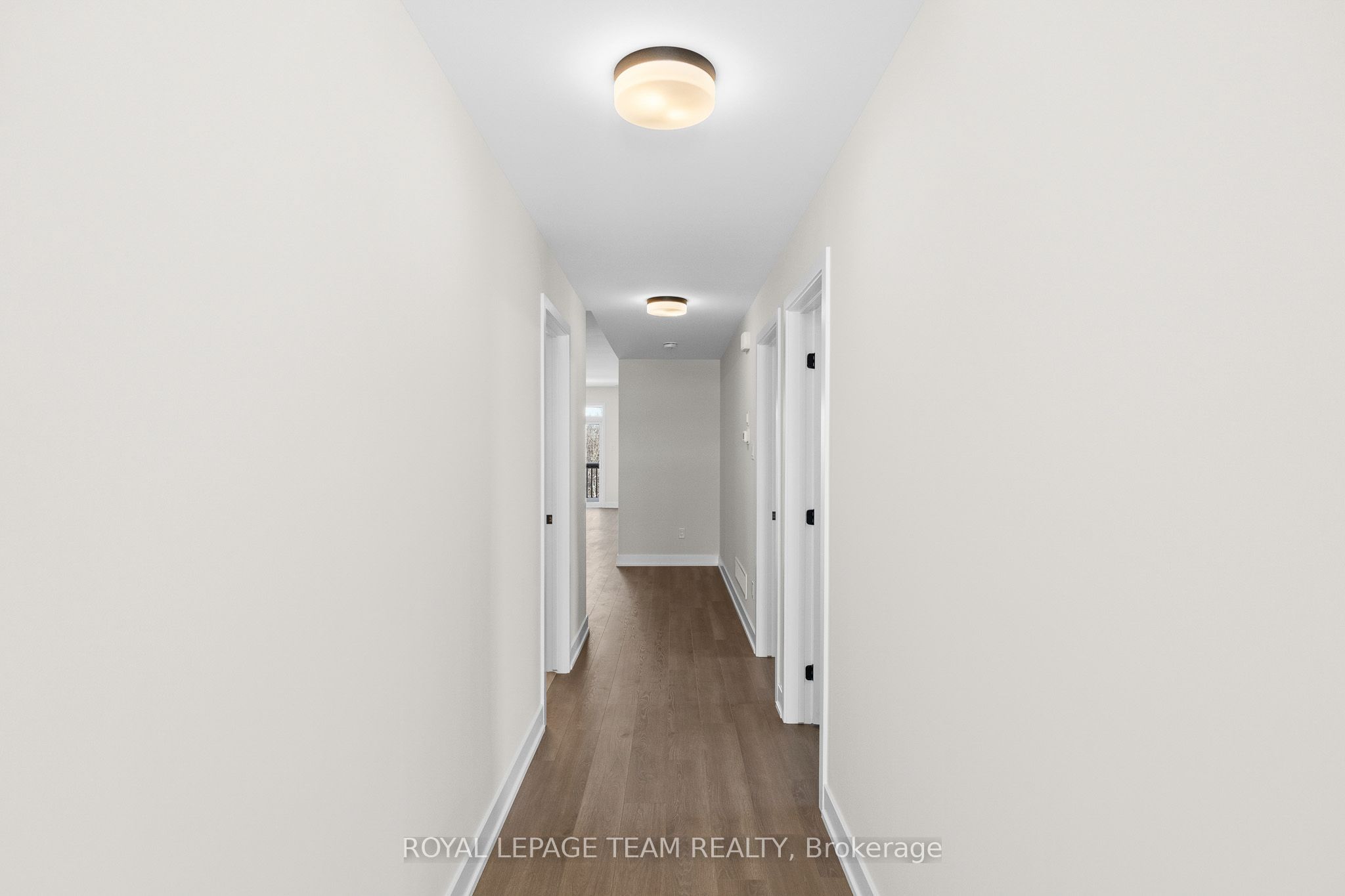 1136 Moore Street 2, Brockville, ON K6V 0H2 photo 5