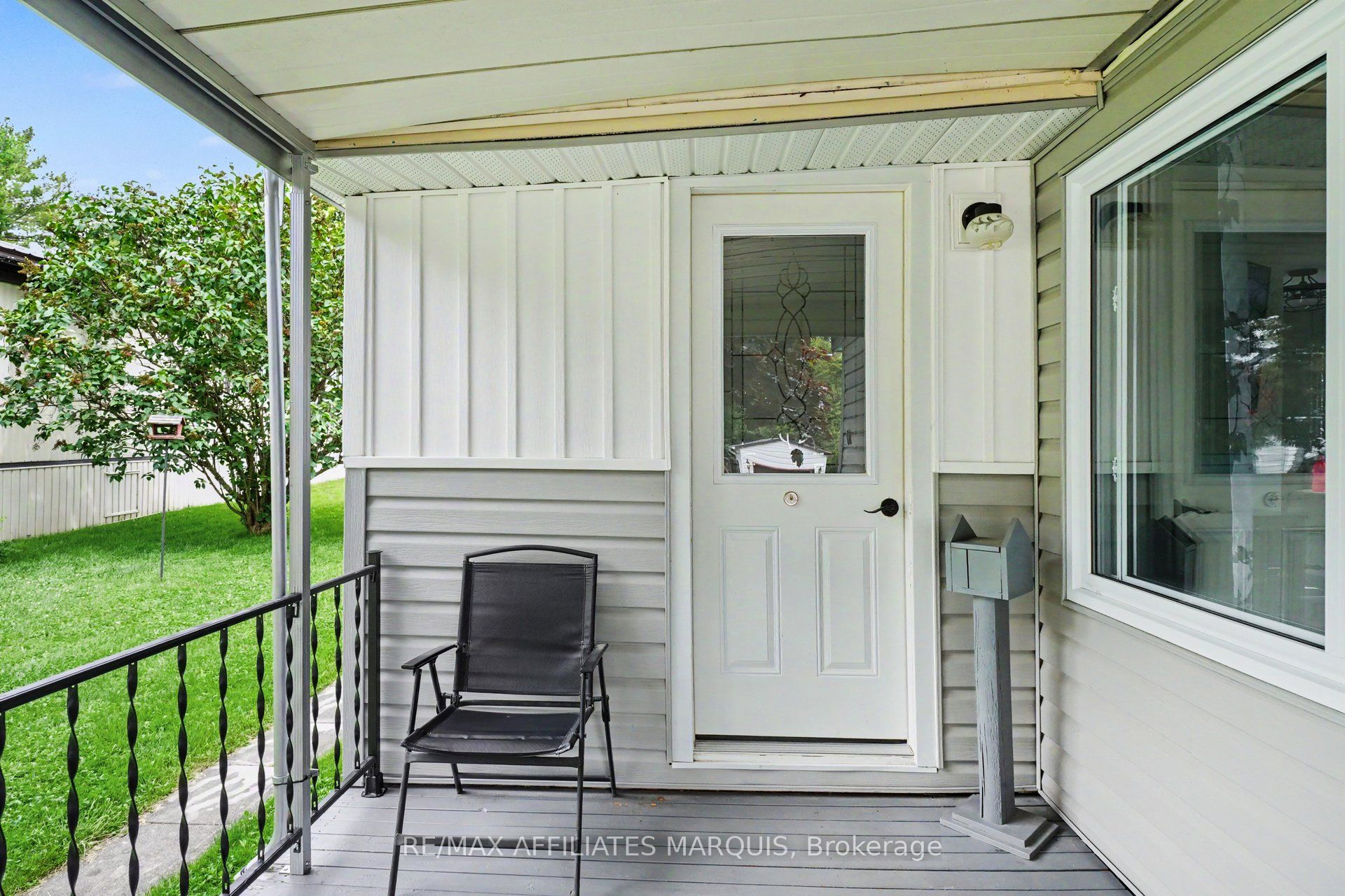 10 Saddle Avenue, Rideau Lakes, ON K7A 0J4 photo 4