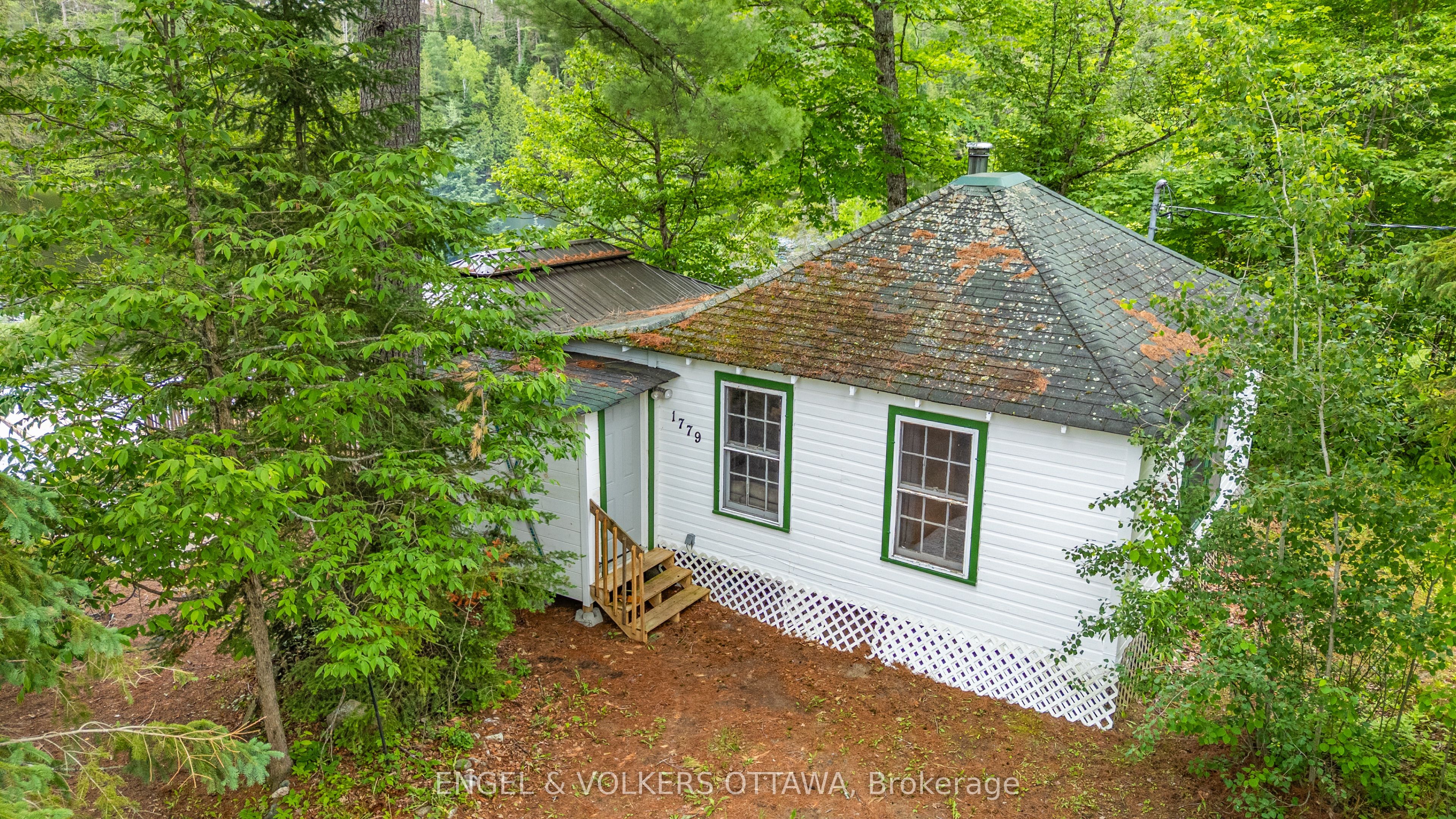 1779 Centennial Lake Road, Greater Madawaska, ON K0J 1H0 photo 4