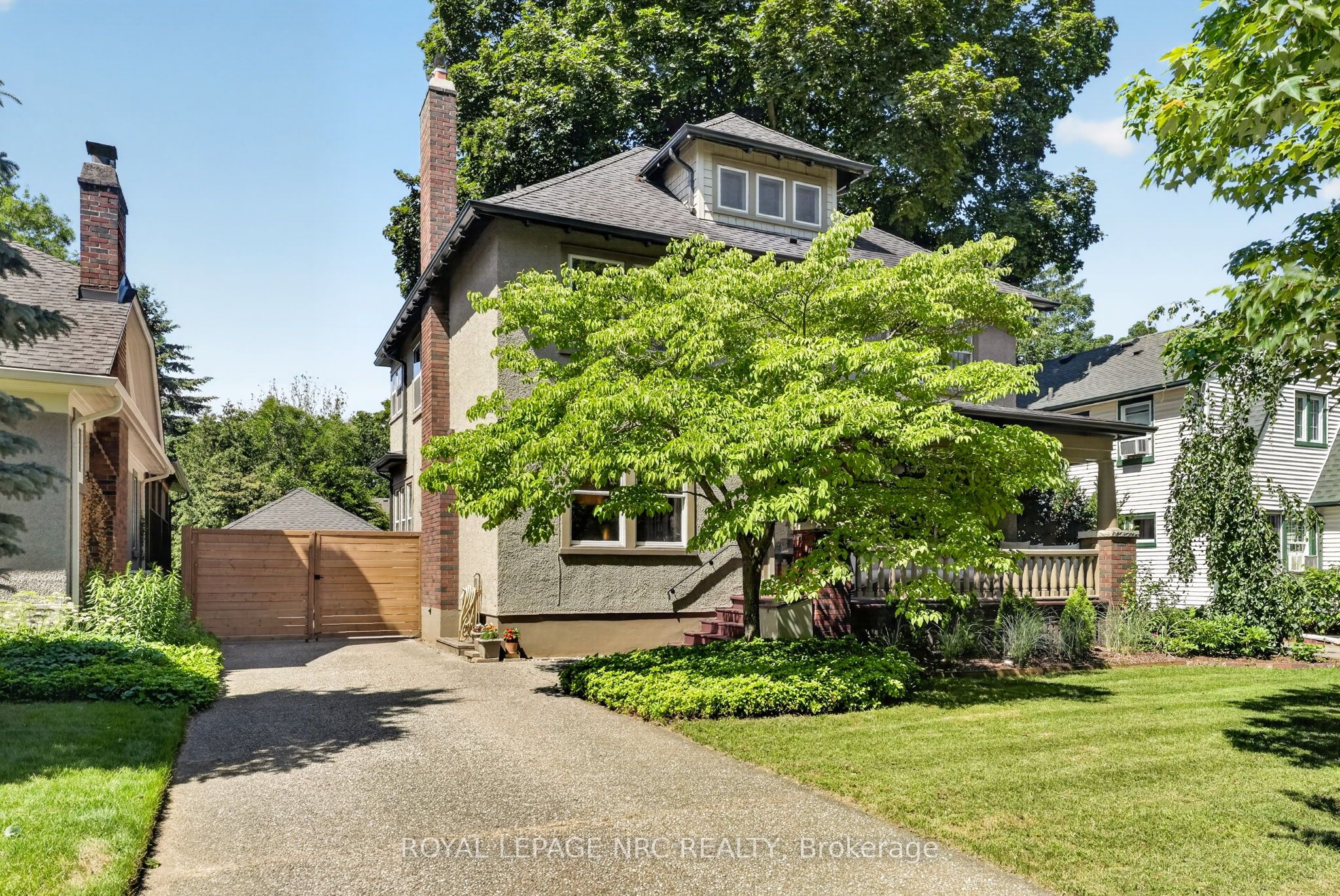 9 Thairs Avenue, St. Catharines, ON L2R 6N9 photo 2