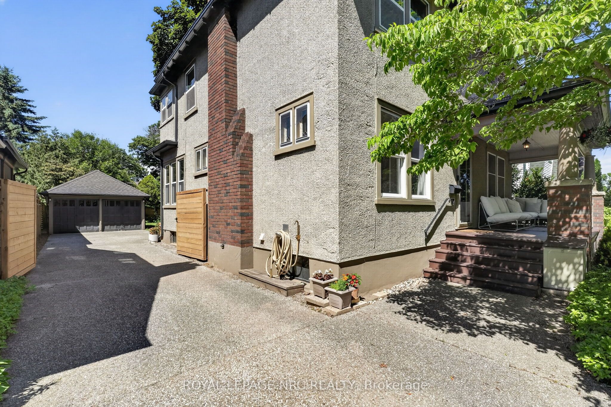 9 Thairs Avenue, St. Catharines, ON L2R 6N9 photo 4