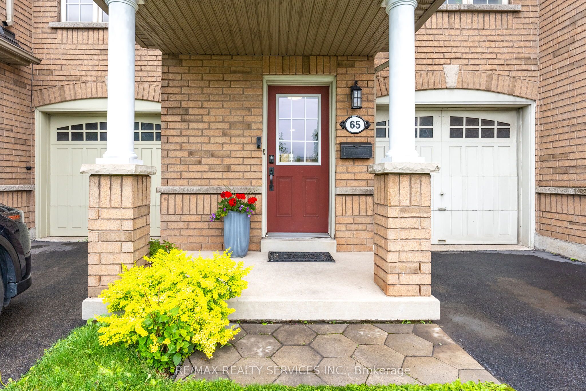 470 Beach Boulevard 65, Hamilton, ON L8H 6X2 photo 4