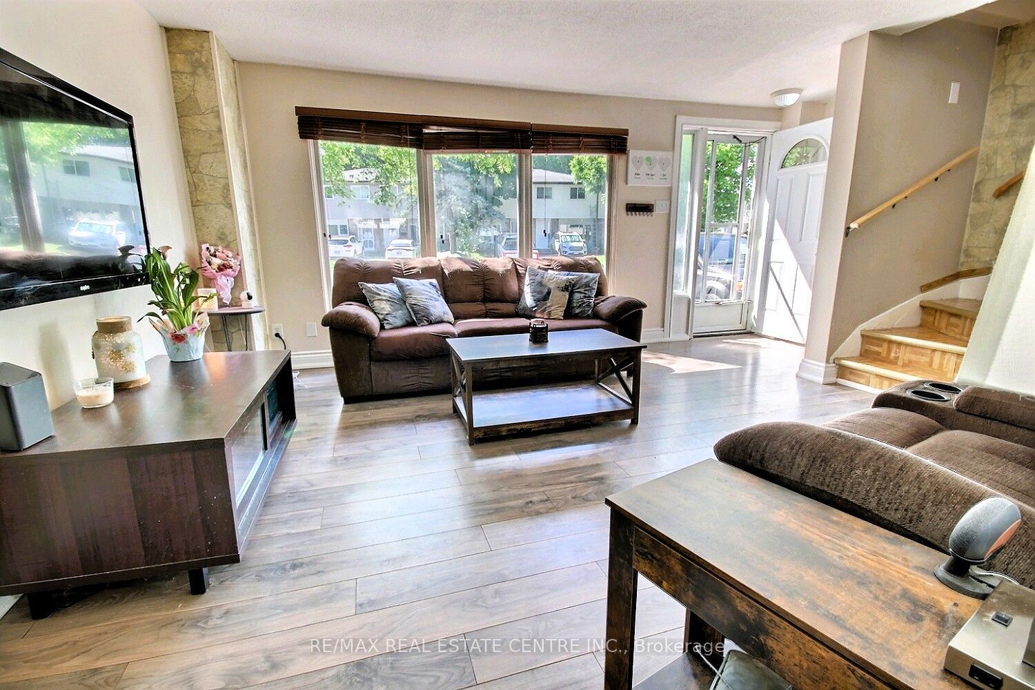 541 Parkview Crescent Crescent, Cambridge, ON N3H 4Z9 photo 3