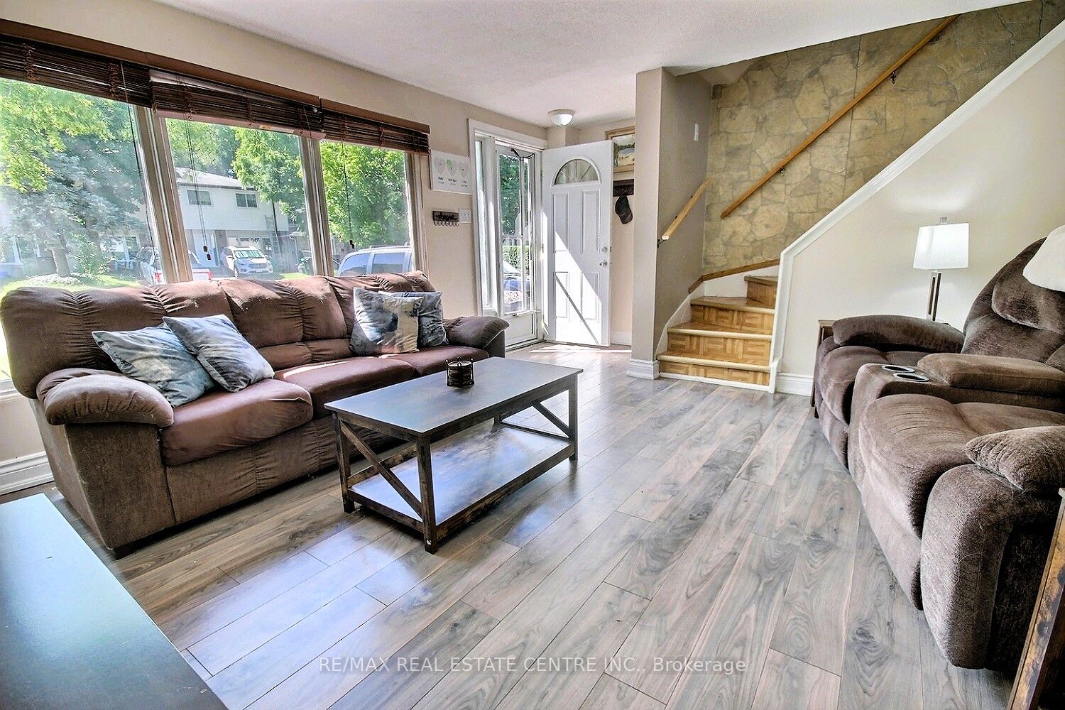 541 Parkview Crescent Crescent, Cambridge, ON N3H 4Z9 photo 4