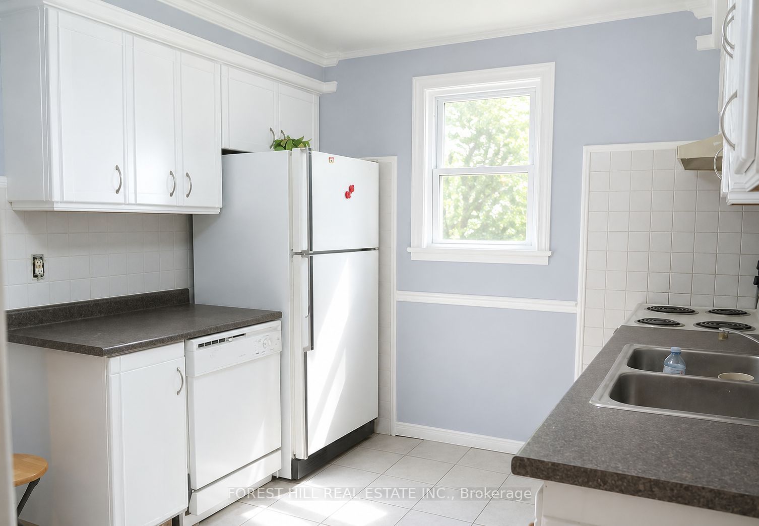 70 Tunis Street Main, St. Catharines, ON L2S 1E5 photo 3