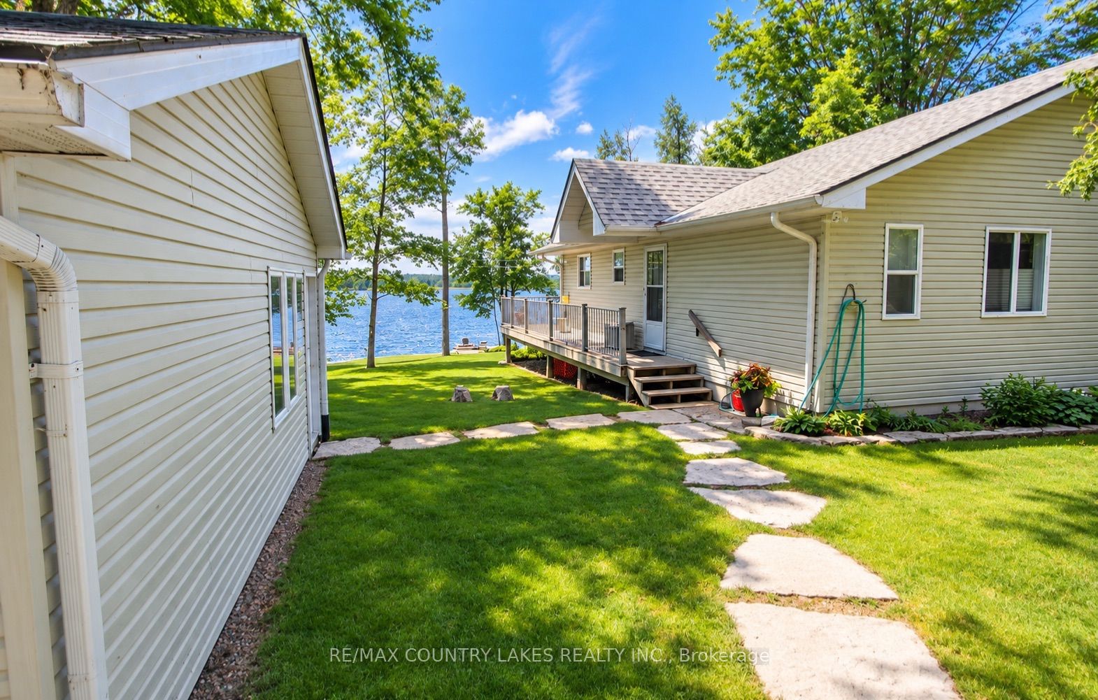 27 Hillcrest Avenue, Kawartha Lakes, ON K0M 2B0 photo 3