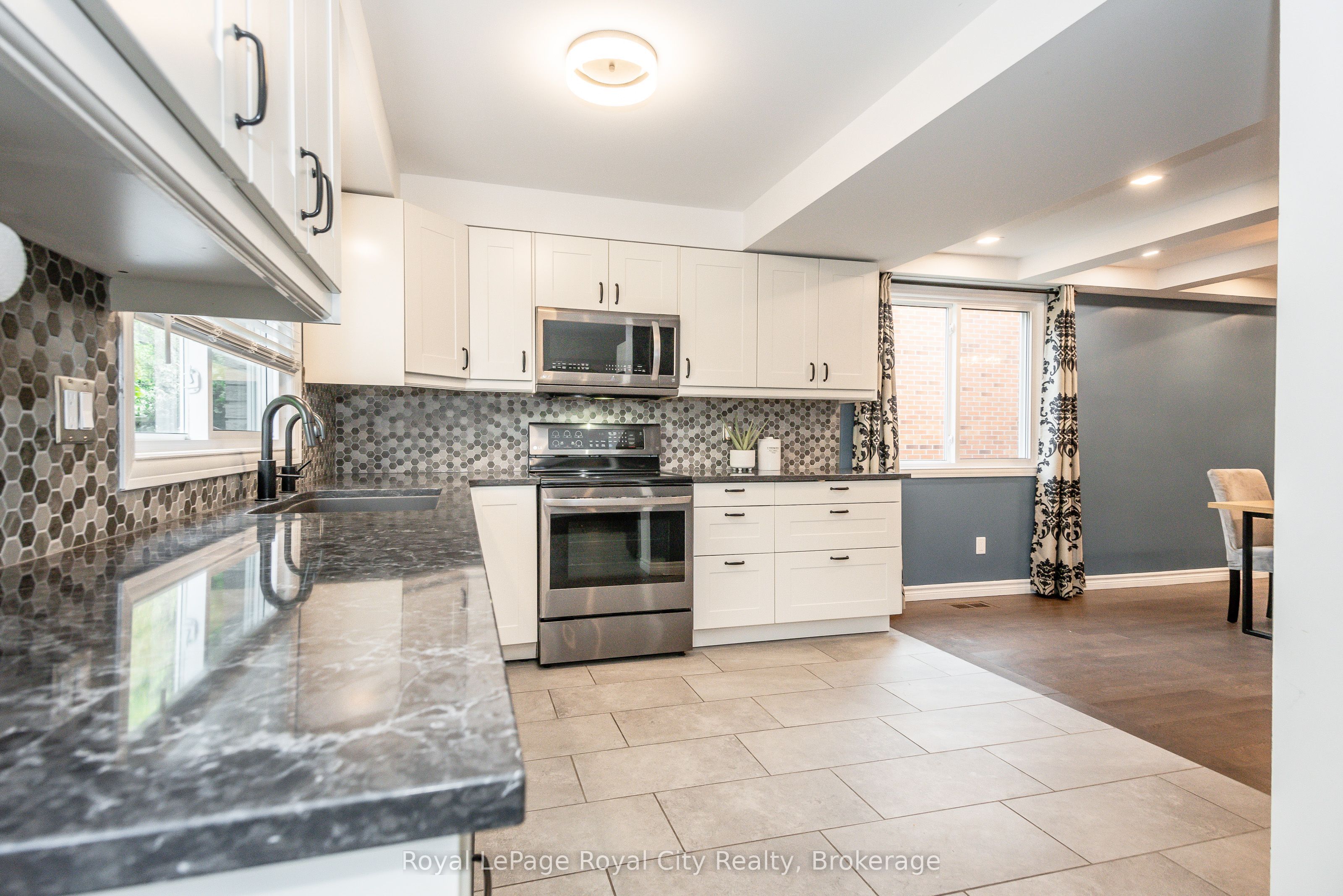 236 Ironwood Road, Guelph, ON N1G 3G1 photo 3