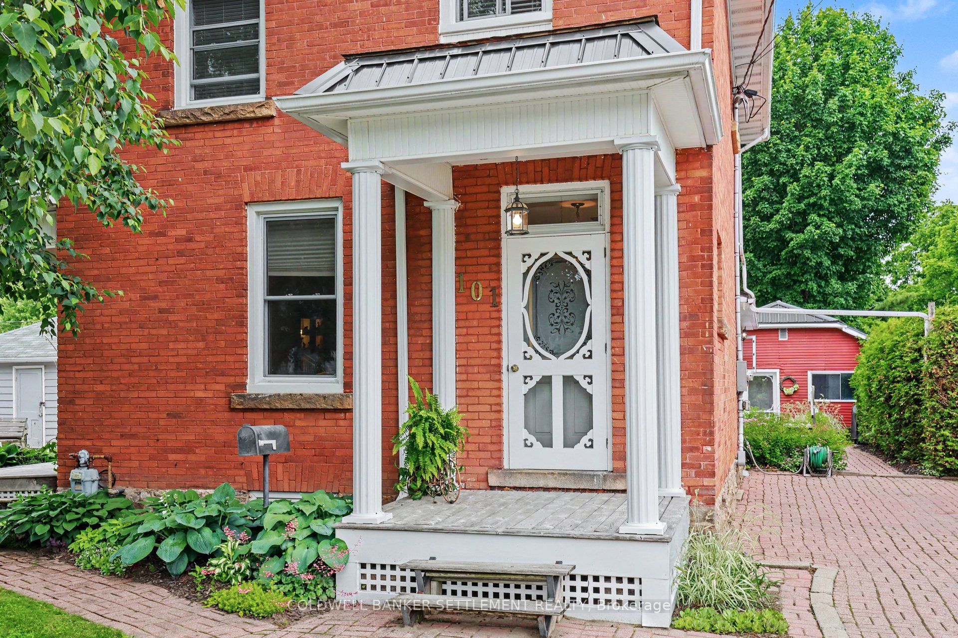 101 Drummond Street E, Perth, ON K7H 1G9