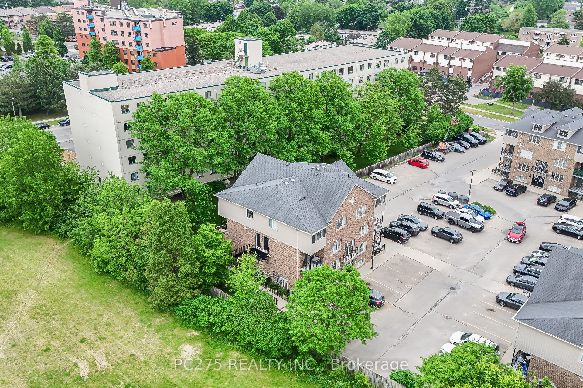 12 Holborn Drive E37, Kitchener, ON N2A 0A4 photo 4