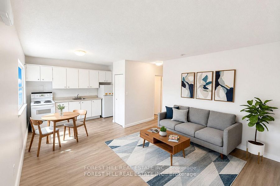 92 Robinson Street 202, Hamilton, ON L8P 1Z1 photo 2