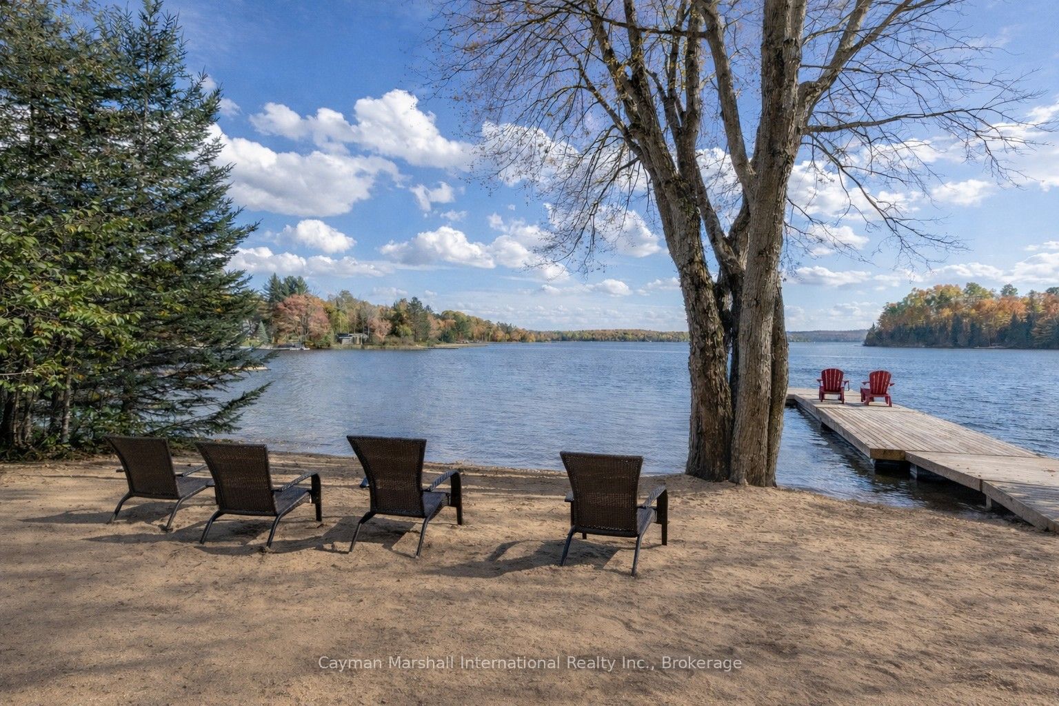 1079 Sawmill Lane, Lake of Bays, ON P1H 2J6 photo 4