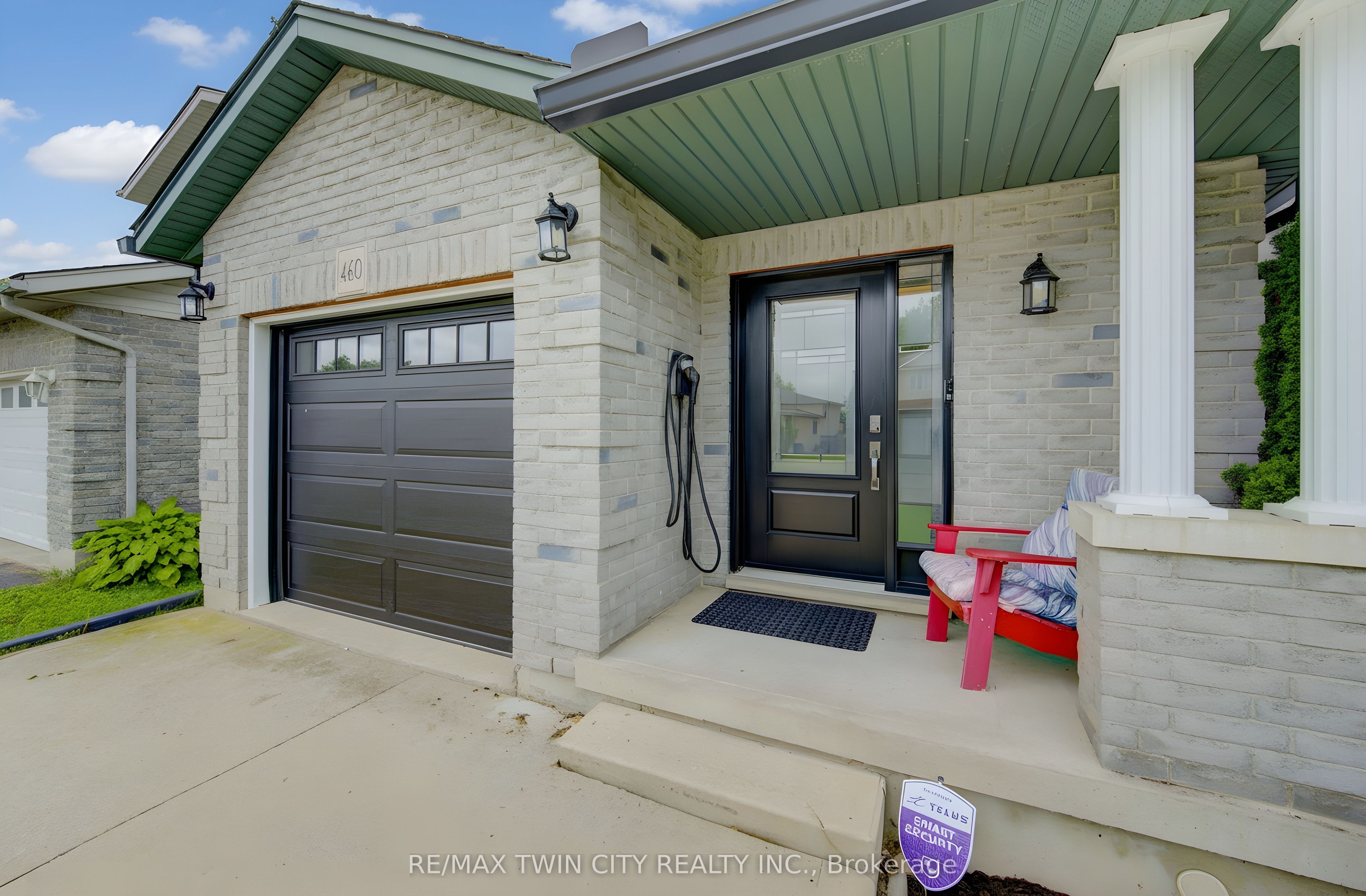 460 Langlaw Drive, Cambridge, ON N1P 1H5 photo 2