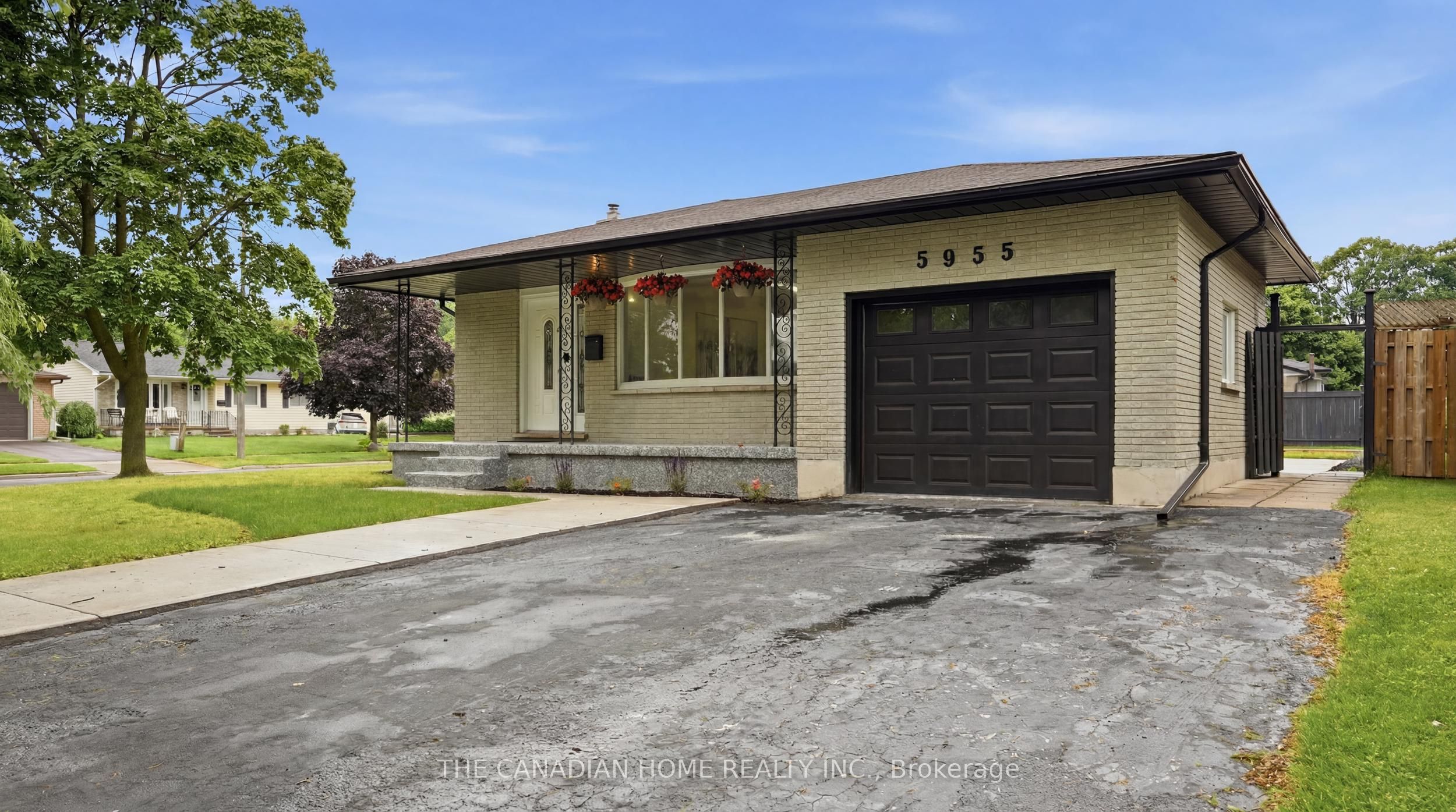 5955 Frontenac Street, Niagara Falls, ON L2G 3B1 photo 4