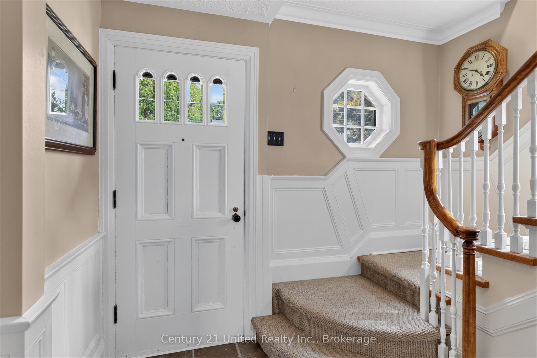 204 O'Carroll Avenue, Peterborough, ON K9H 4V4 photo 4