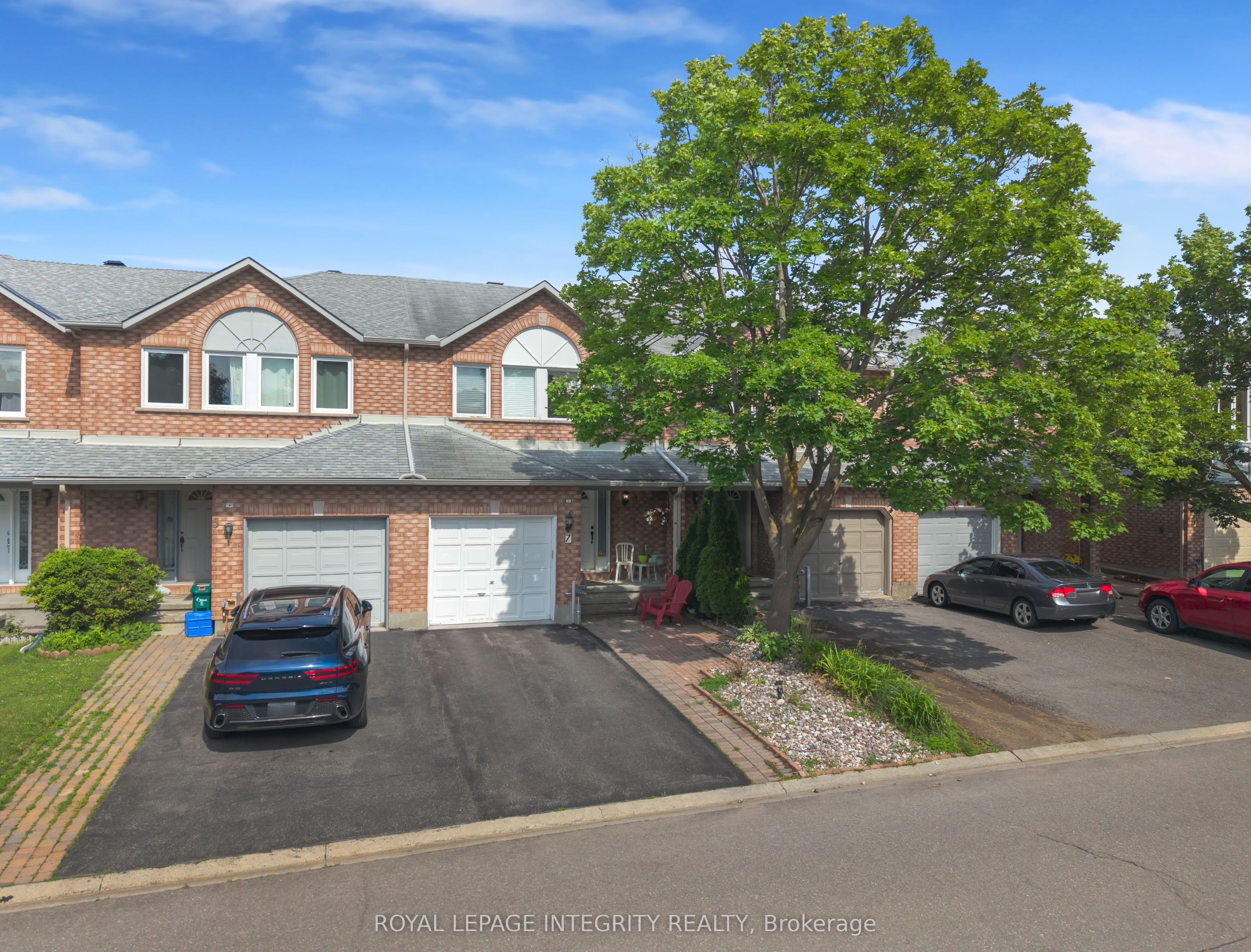 7 Westpointe Crescent, South of Baseline to Knoxdale, ON K2G 5Z1 photo 3