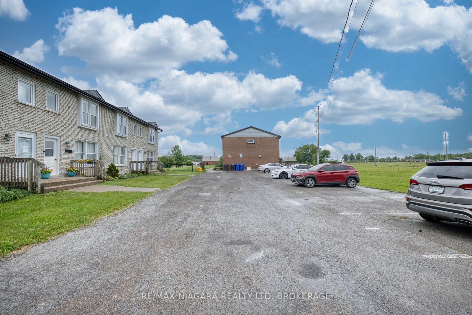 252 Bertie Street 1, Fort Erie, ON L2A 1Z6 photo 2