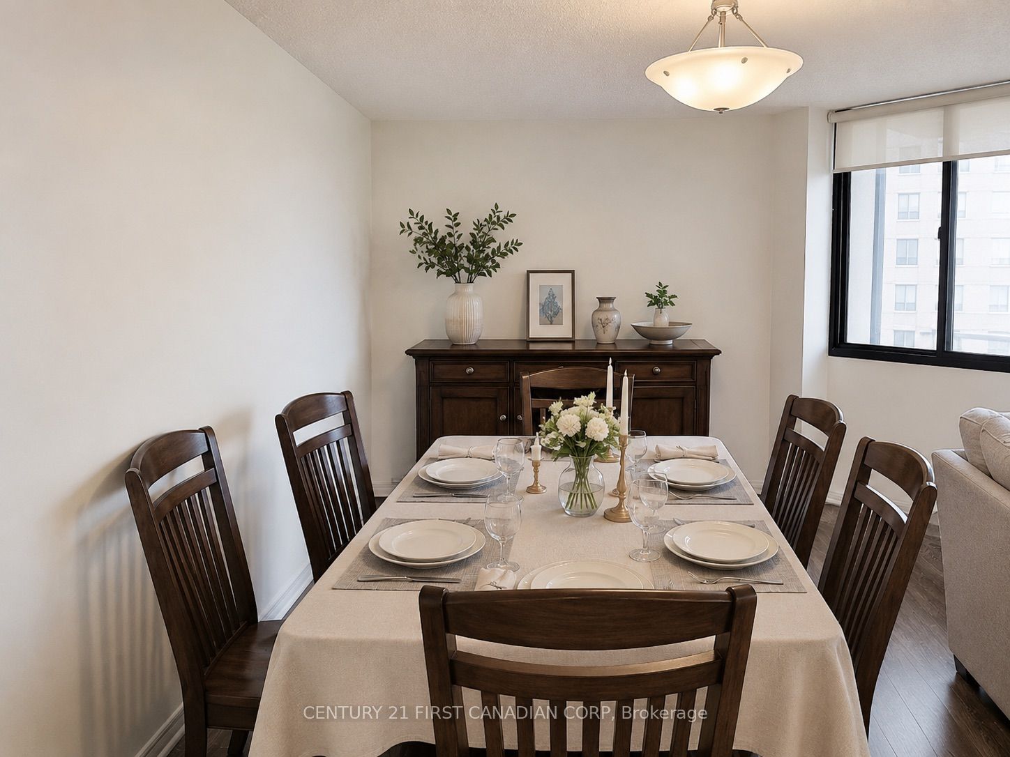 363 Colborne Street 1901, London East, ON N6B 3N3 photo 4