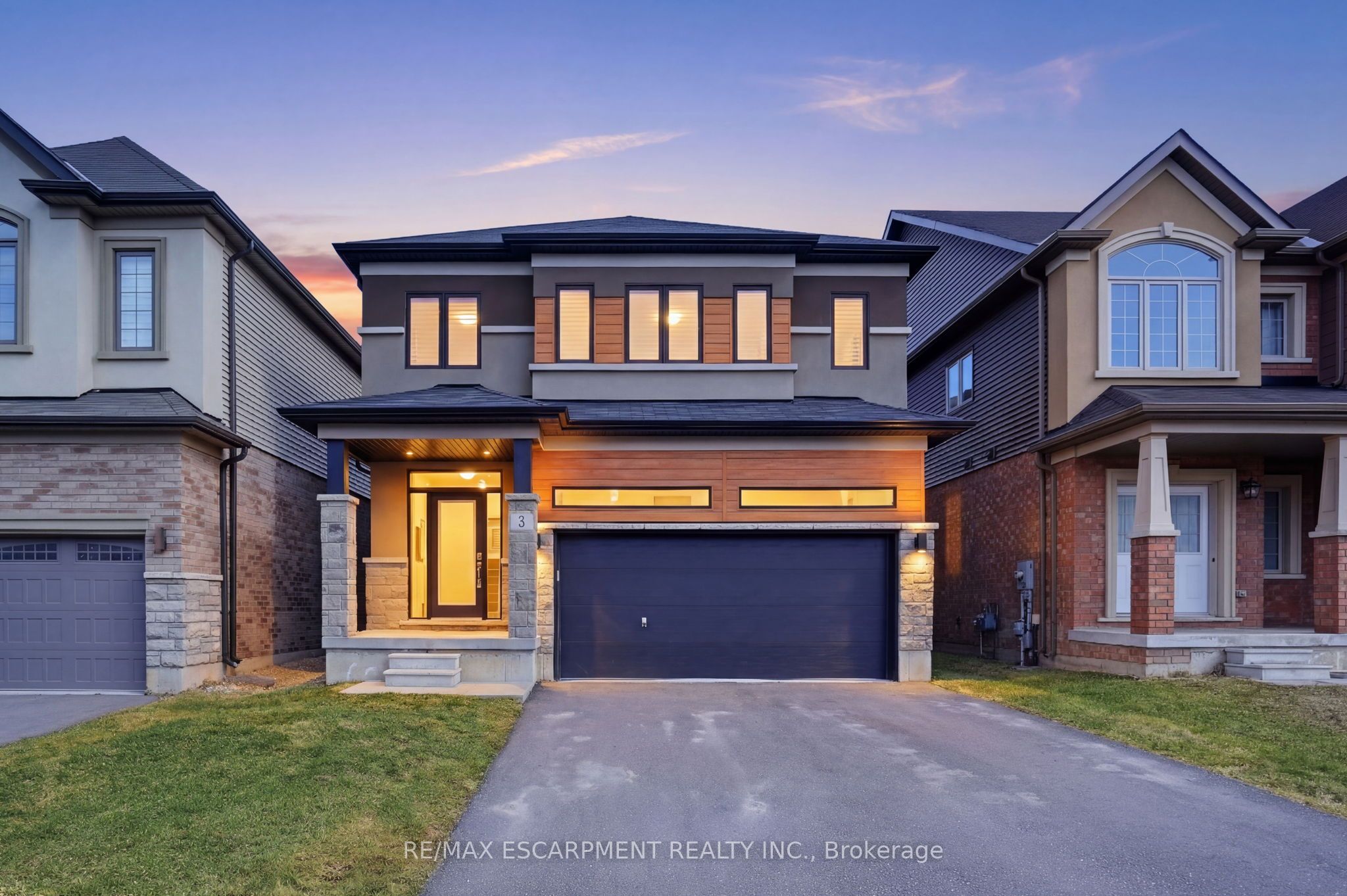 3 SLEETH Street, Brantford, ON N3S 0J7