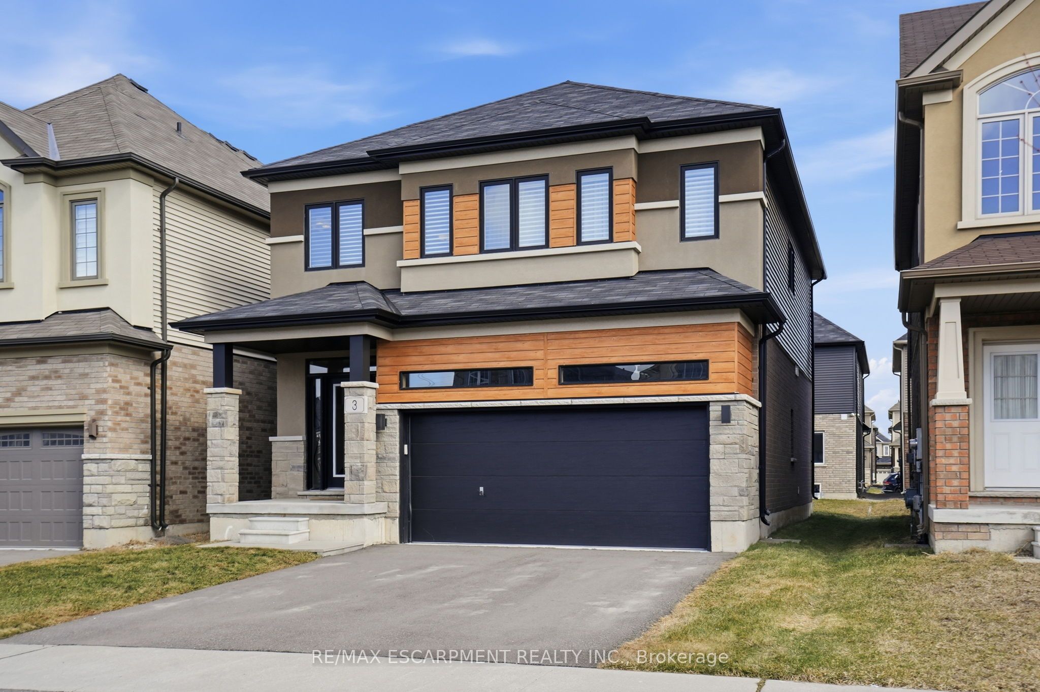 3 SLEETH Street, Brantford, ON N3S 0J7 photo 2