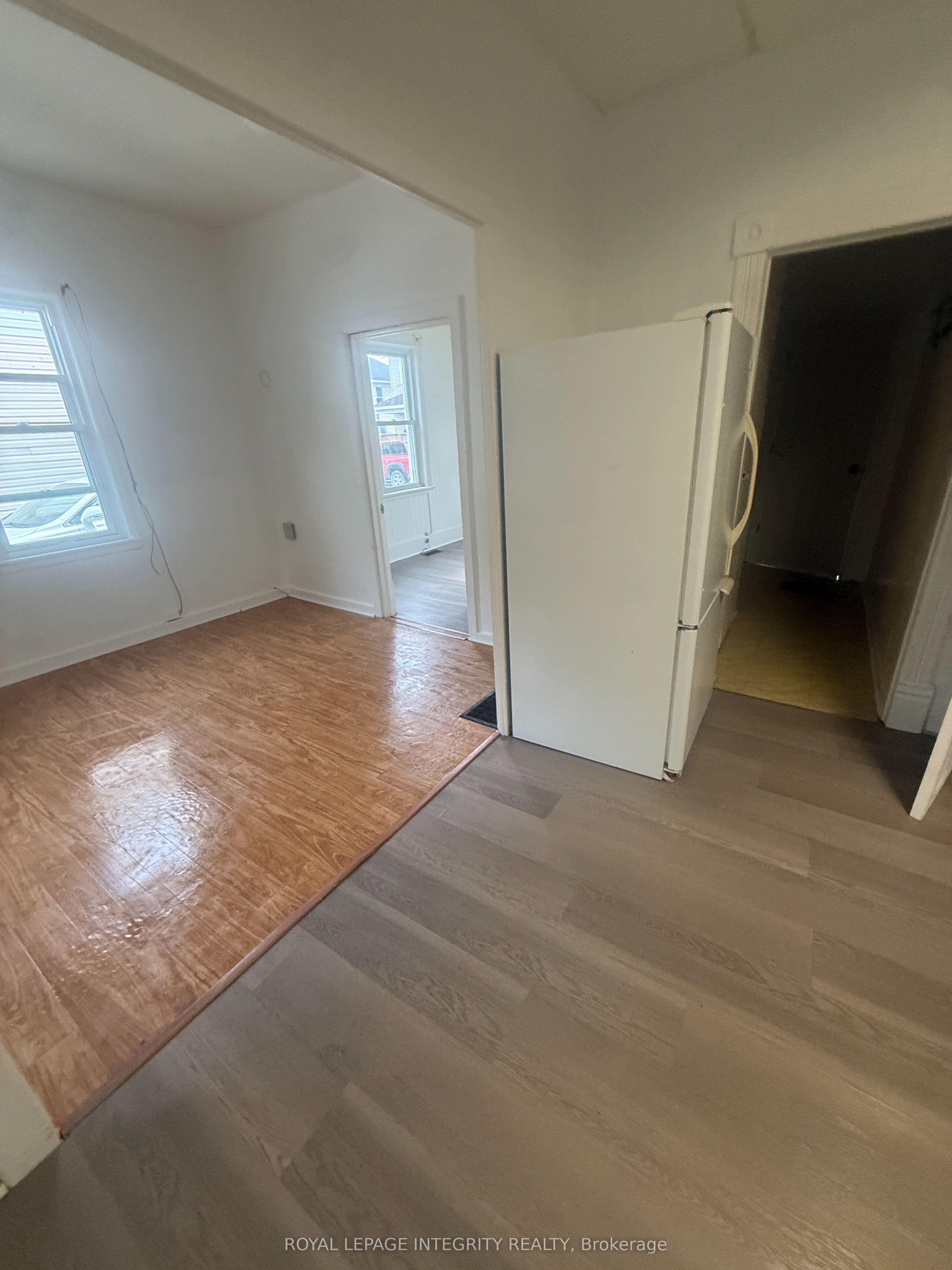 312 Louisa Street A, Cornwall, ON K6H 4R1 photo 2